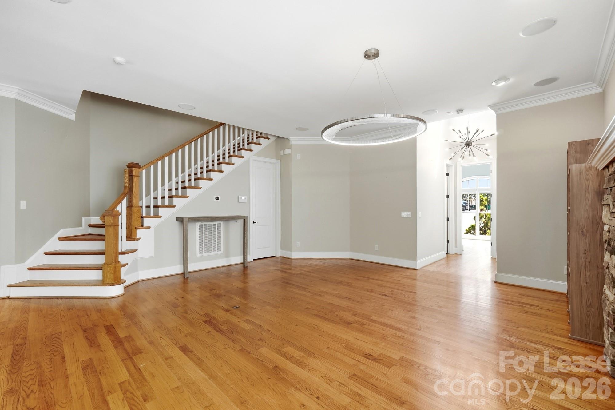 520 Iverson Way Property Photo 12