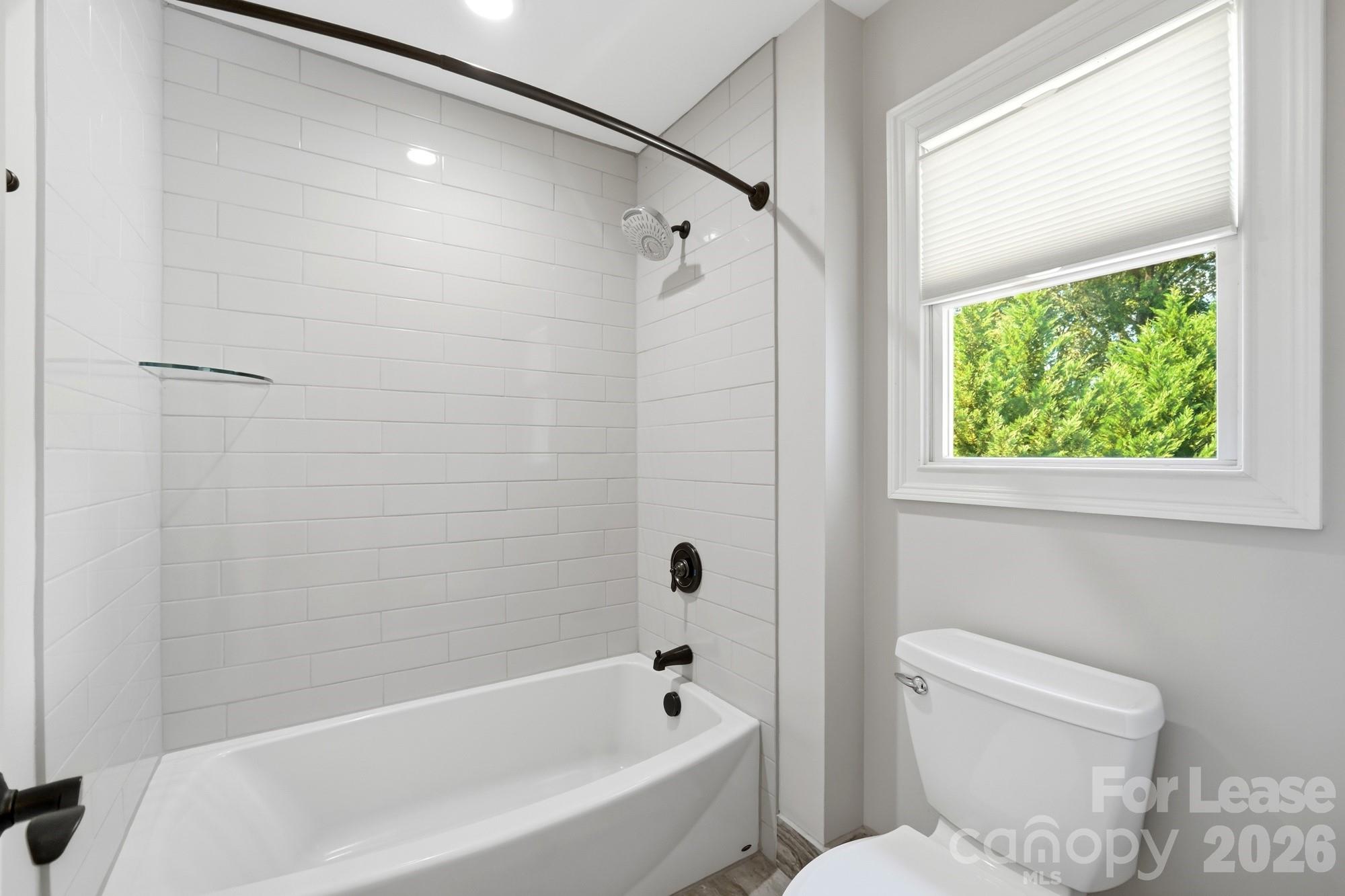 520 Iverson Way Property Photo 36