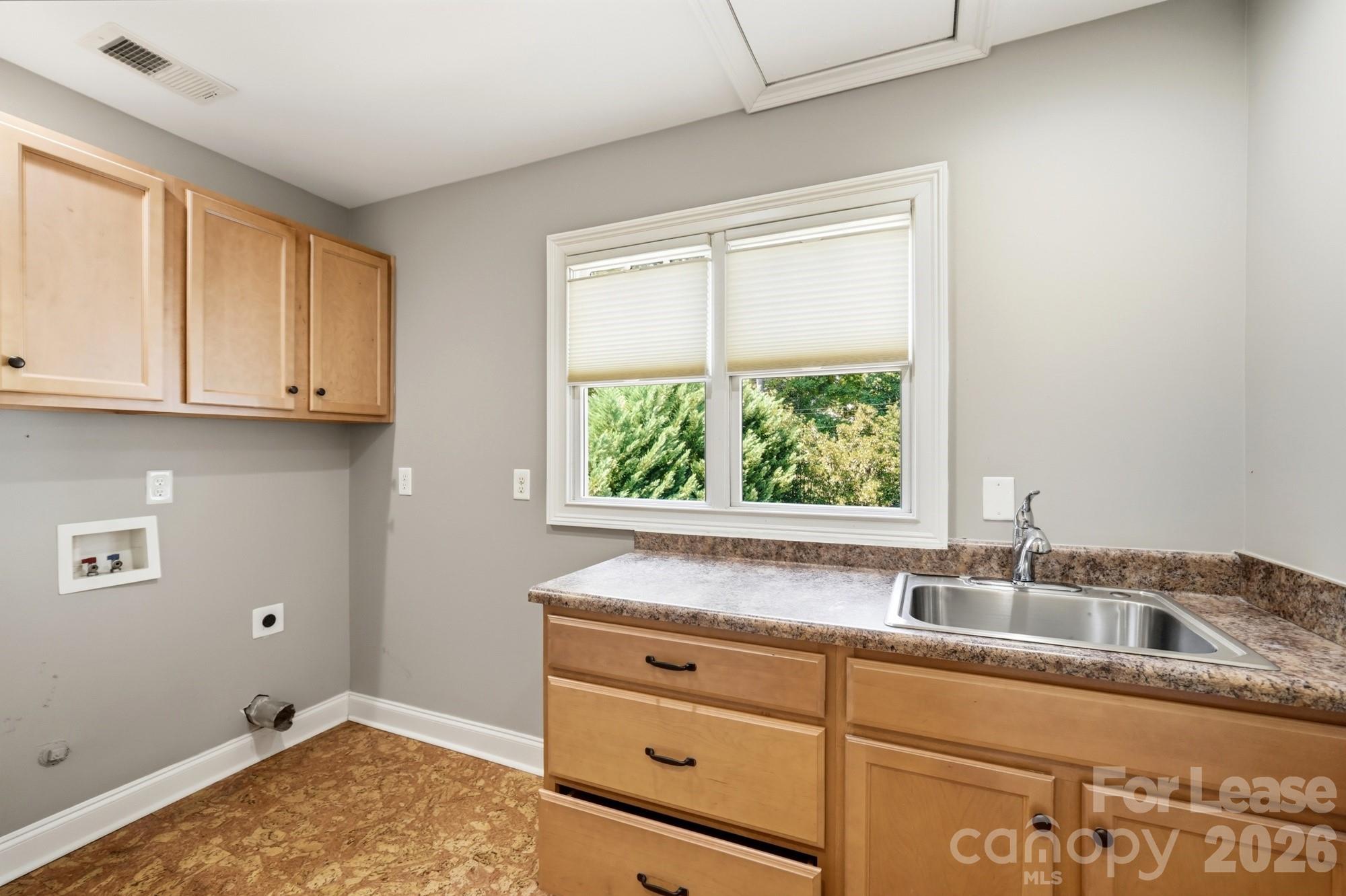 520 Iverson Way Property Photo 39