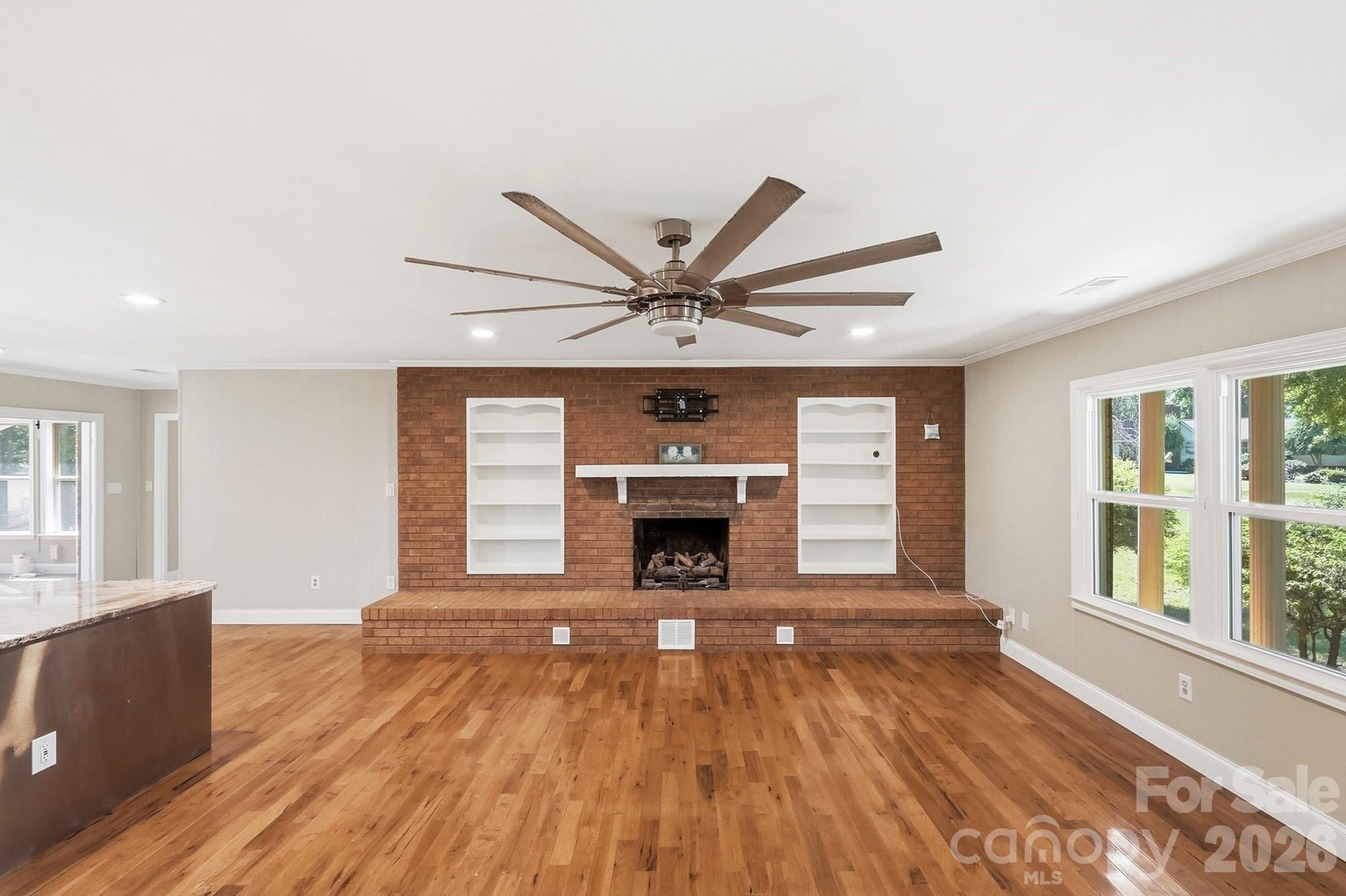 710 Frontier Circle Property Photo 6