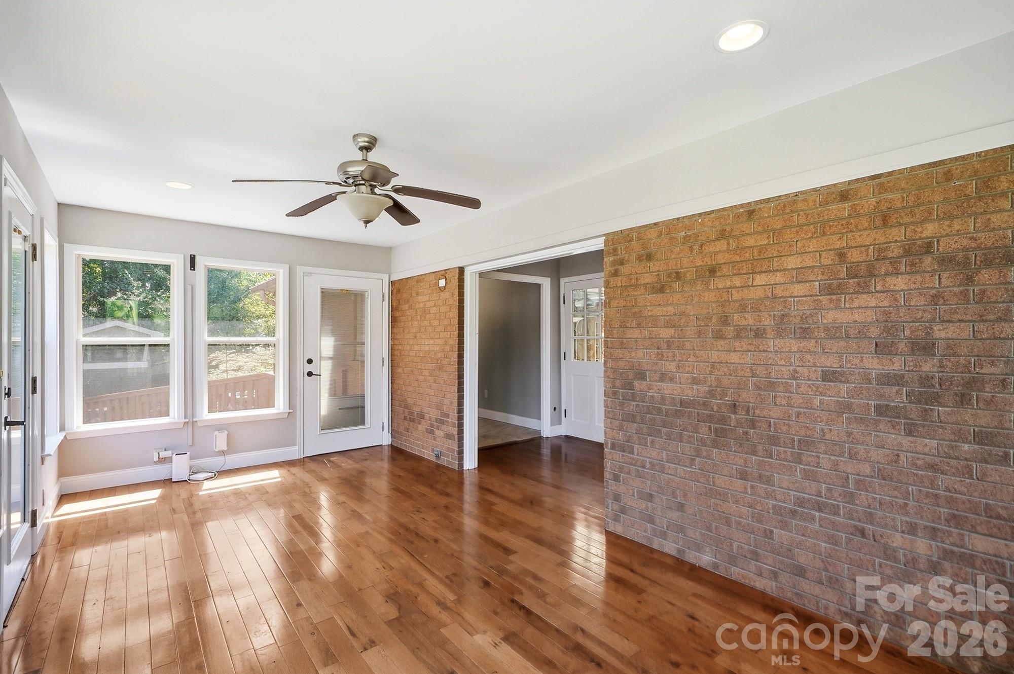 710 Frontier Circle Property Photo 14
