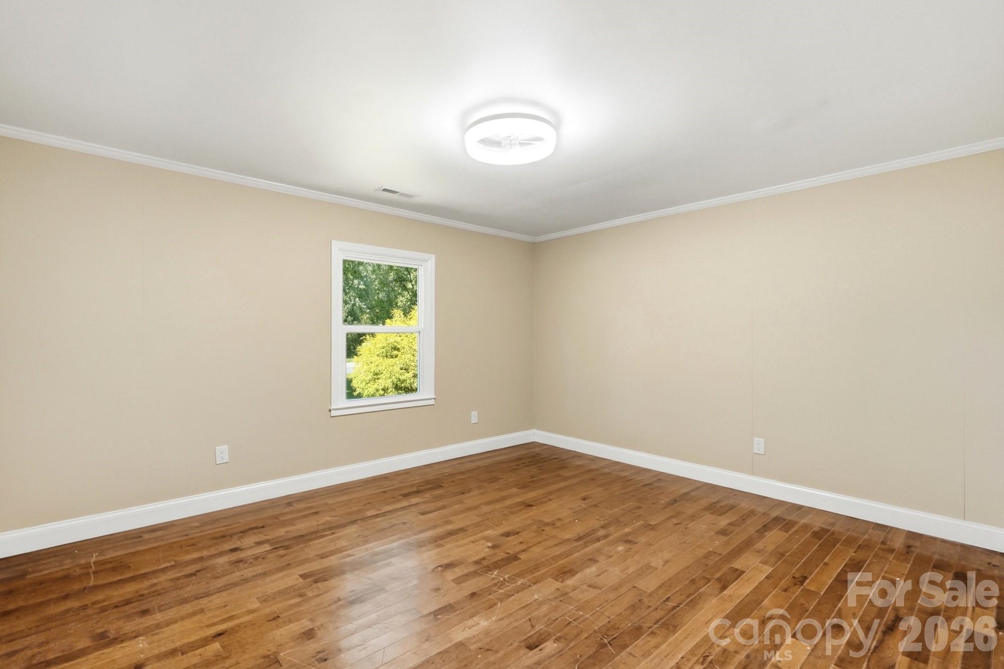710 Frontier Circle Property Photo 23