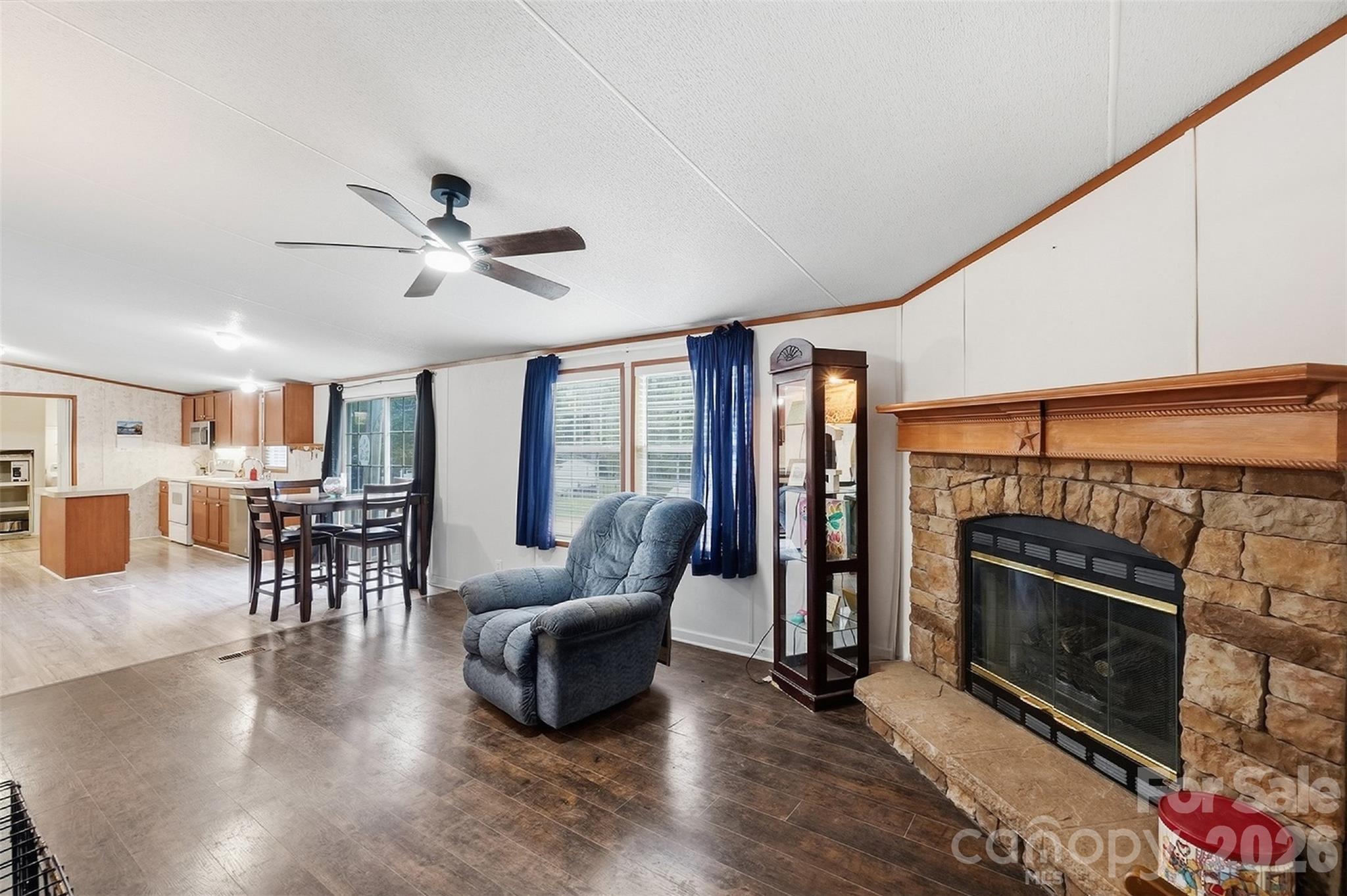 4688 Taxahaw Road Property Photo 5