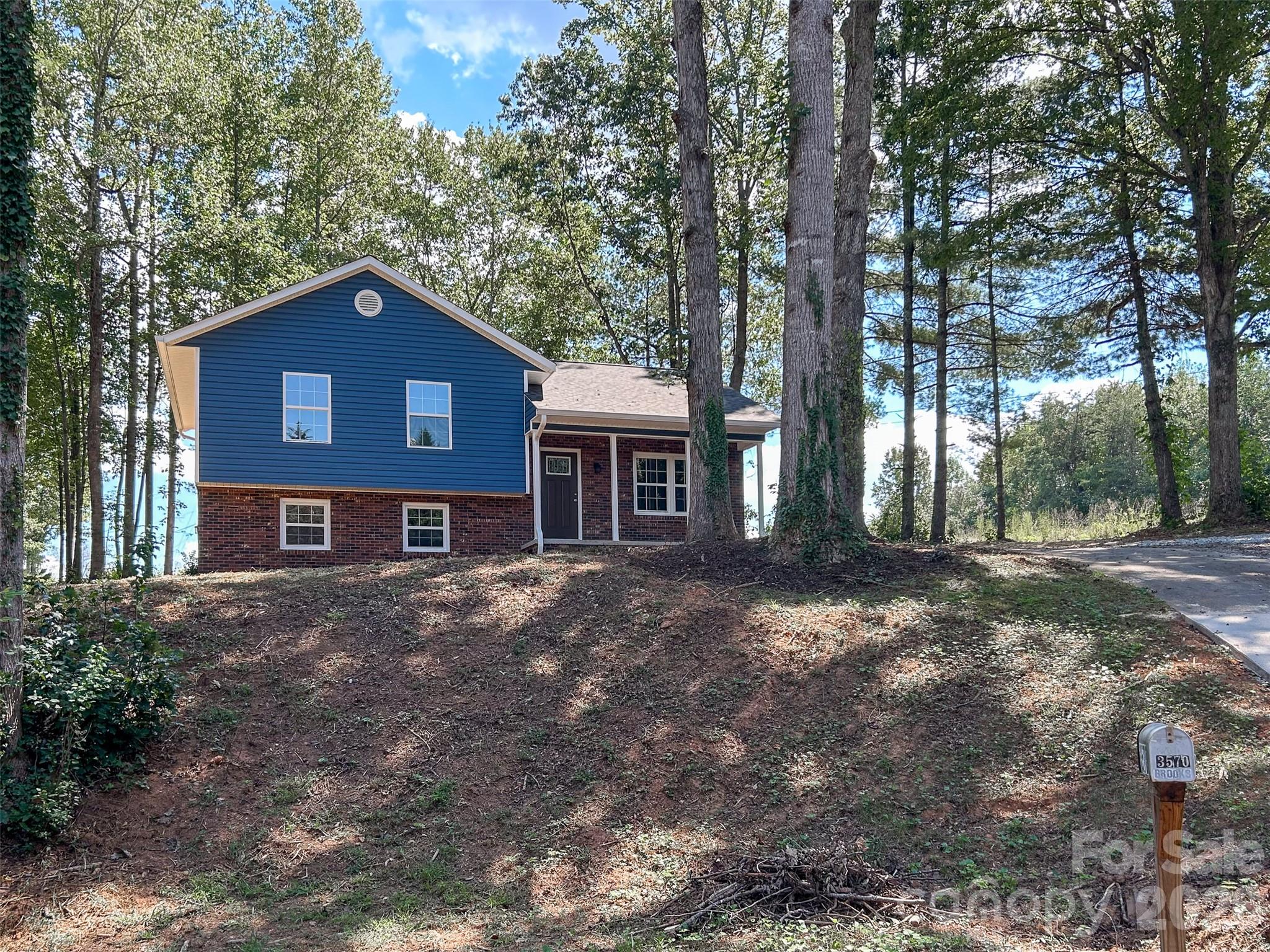 3570 Brook Street Property Photo 1