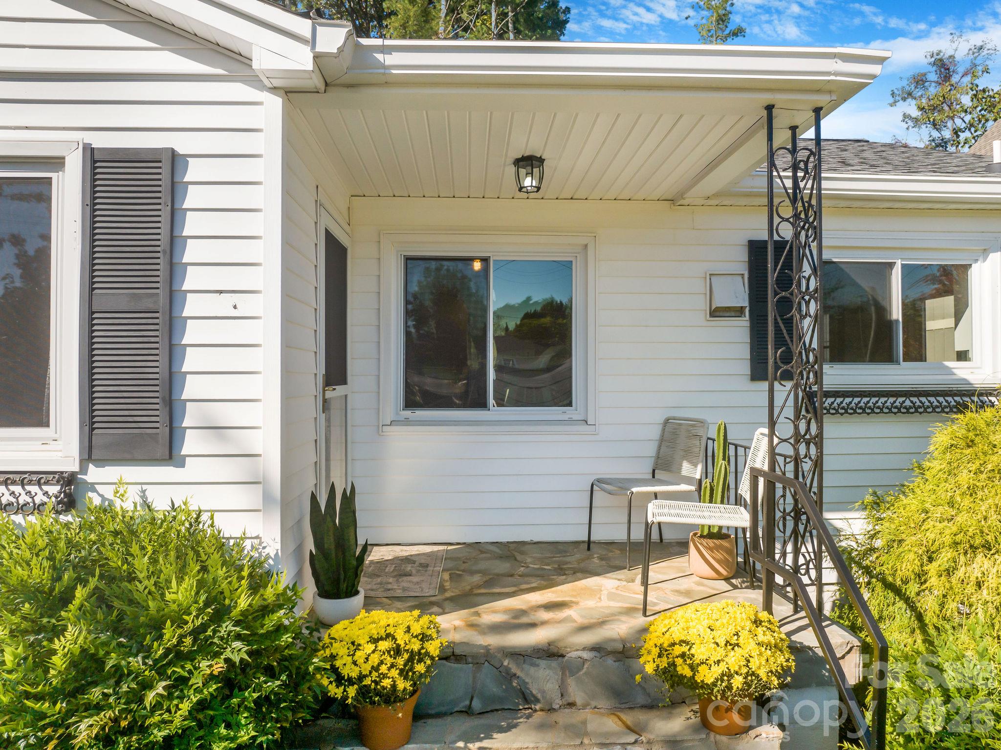 24 Cedar Street Property Photo 3