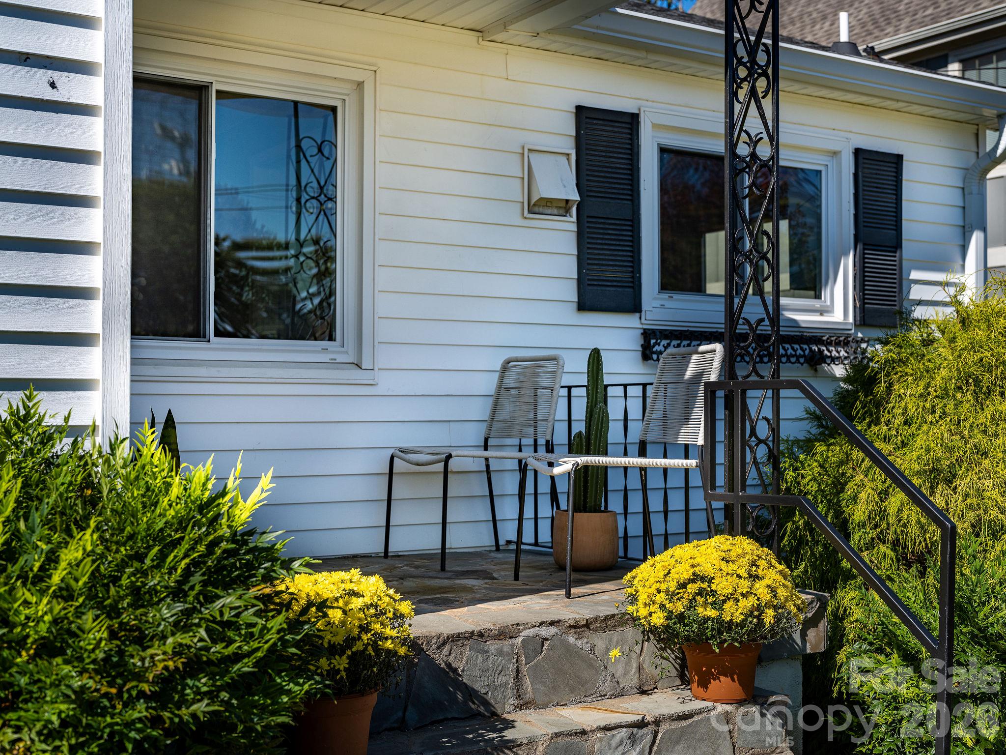 24 Cedar Street Property Photo 7