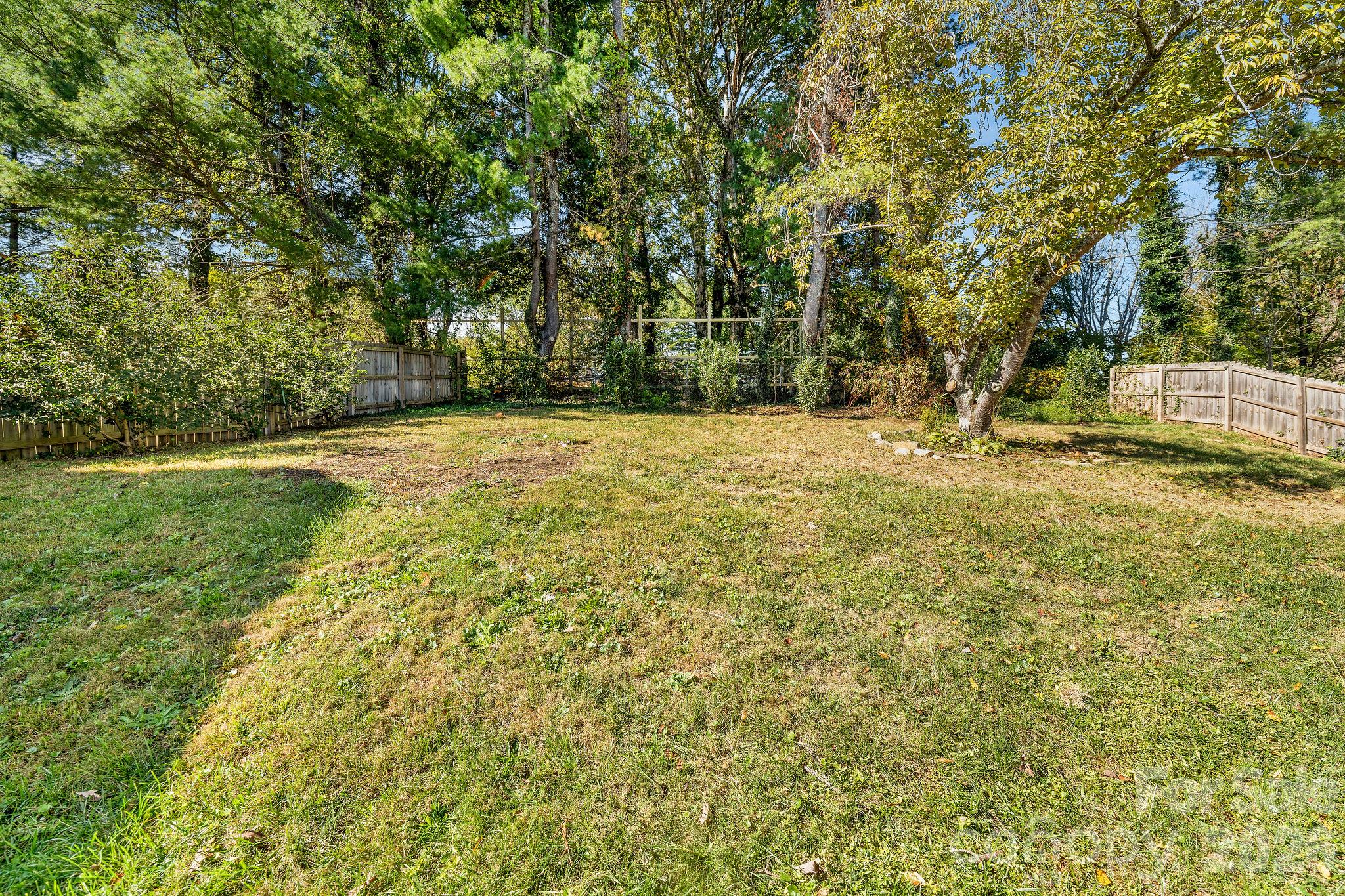 24 Cedar Street Property Photo 38