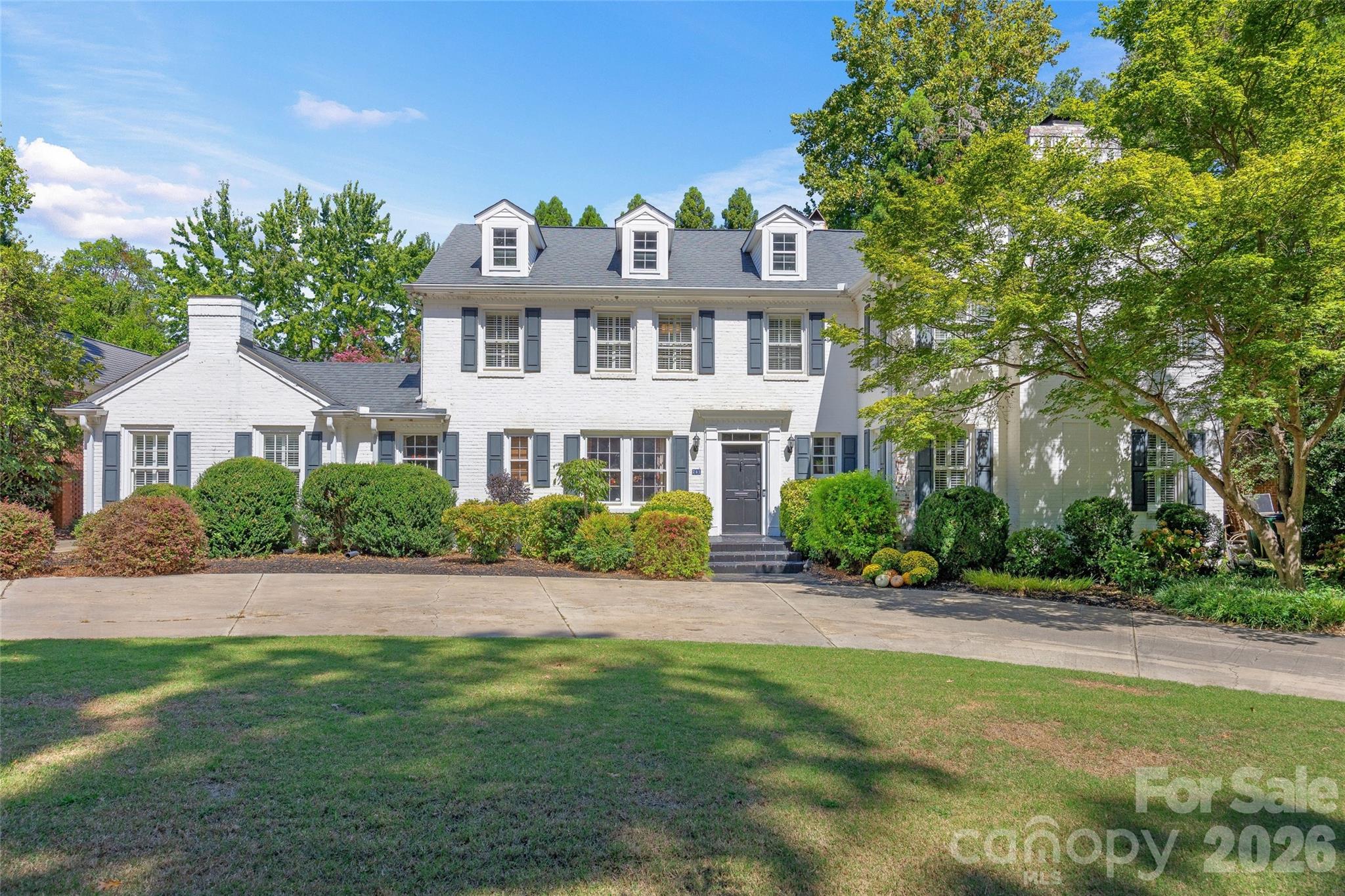 241 Huntley Place Property Photo 1