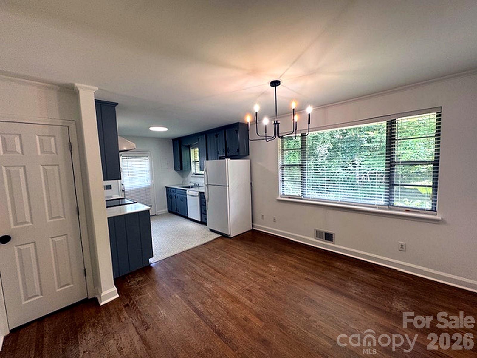 710 Manhasset Road Property Photo 9