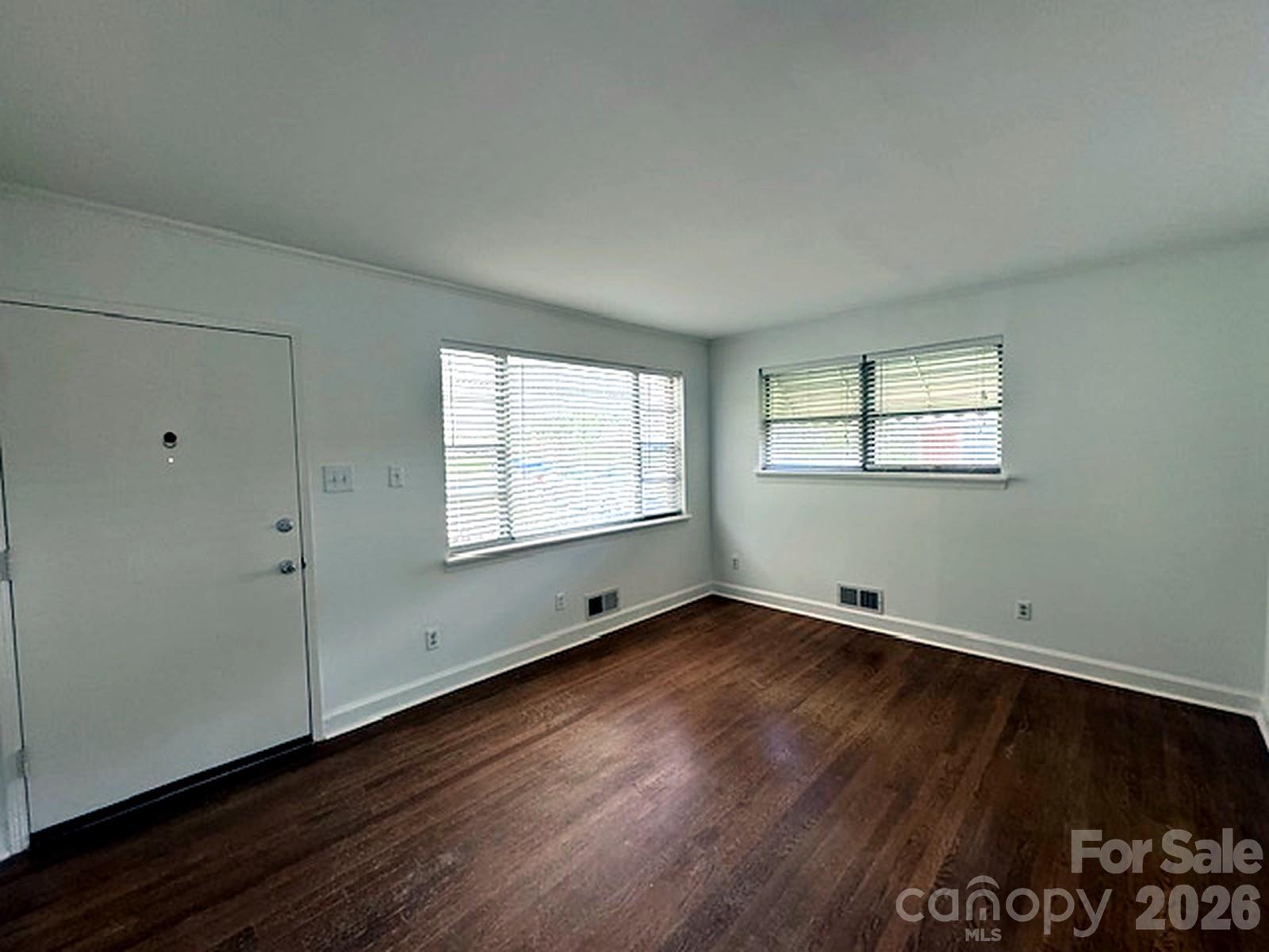 710 Manhasset Road Property Photo 12