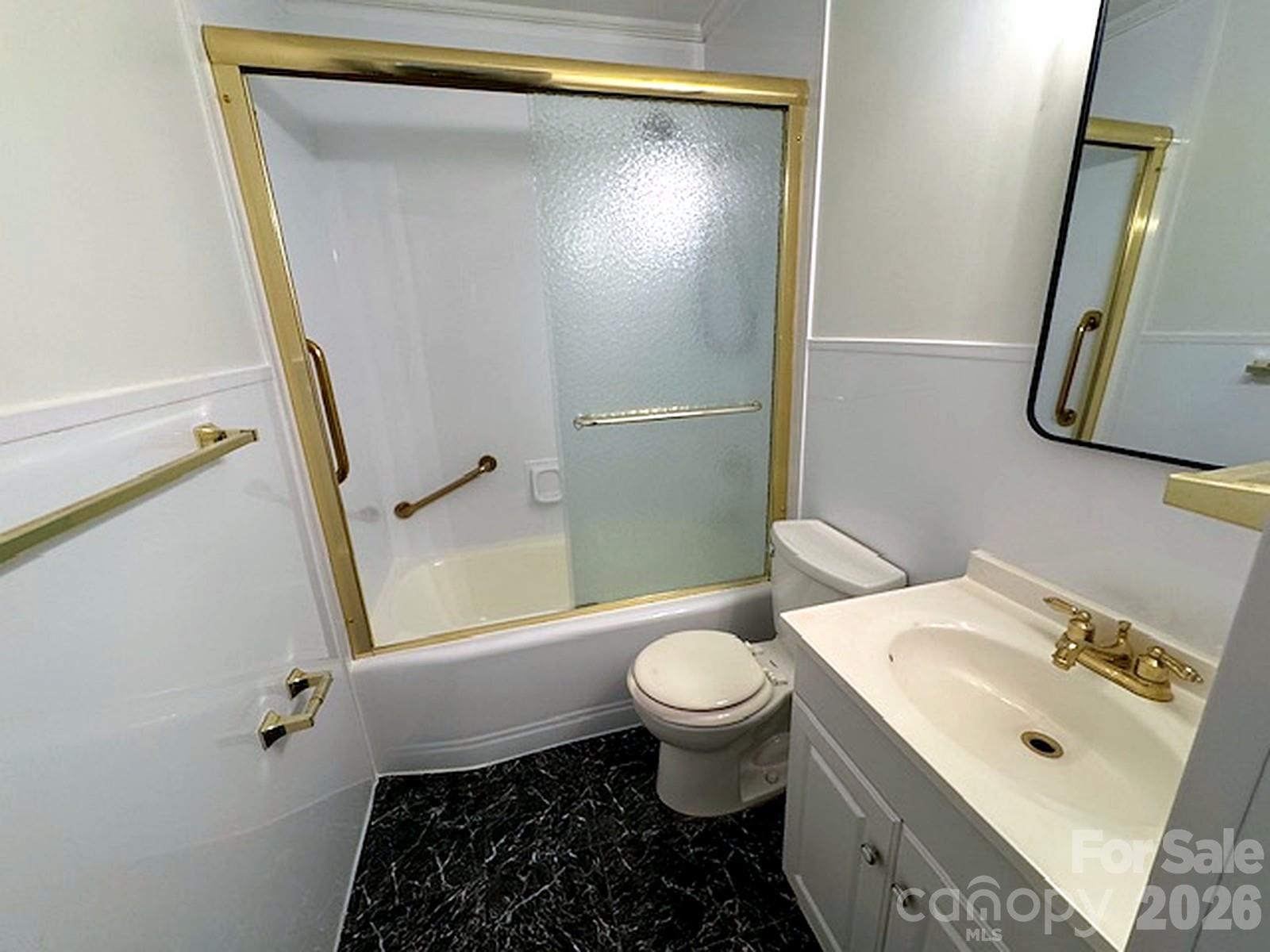 710 Manhasset Road Property Photo 16