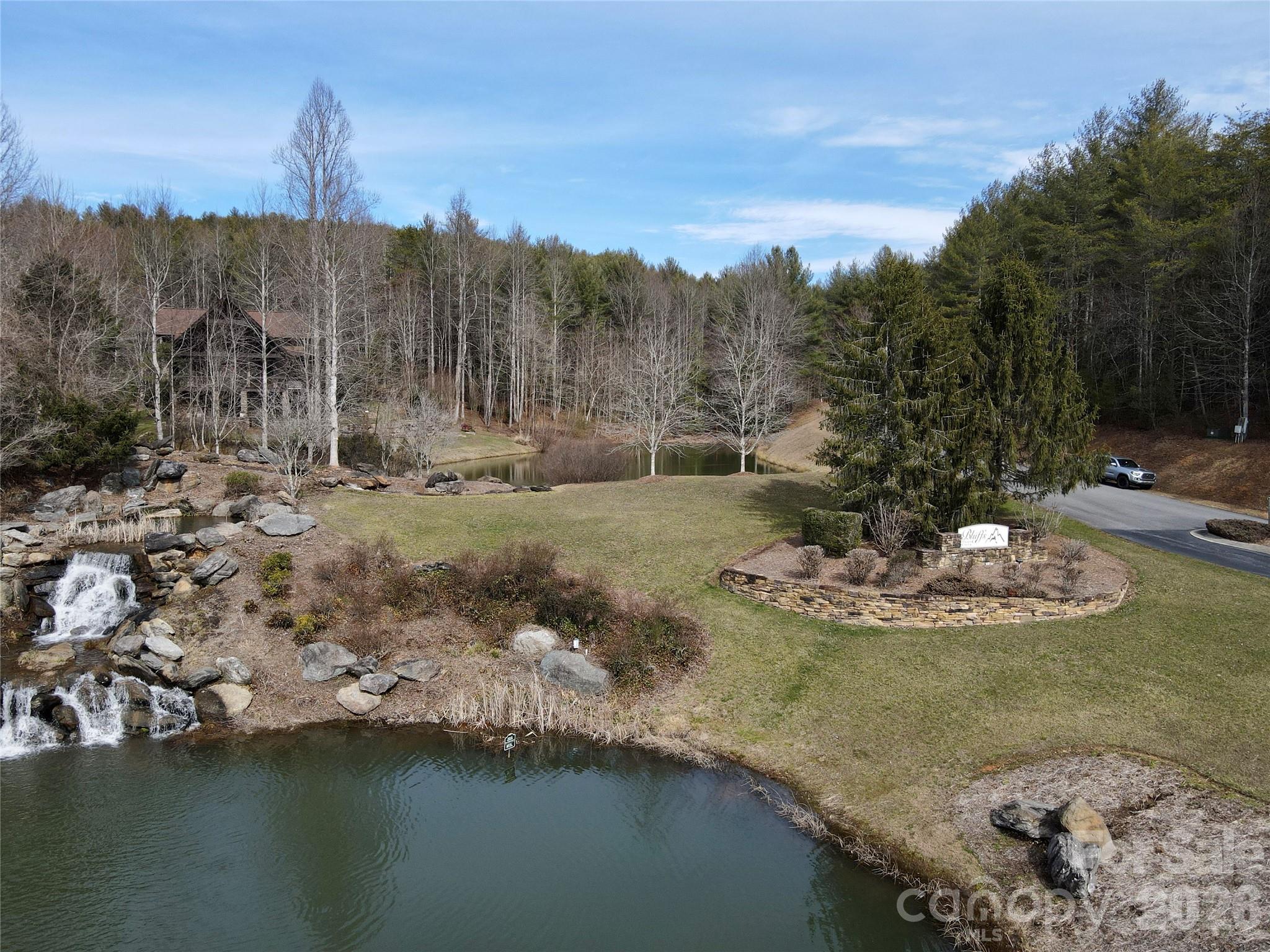 5632 Collette Ridge Circle Property Photo 1