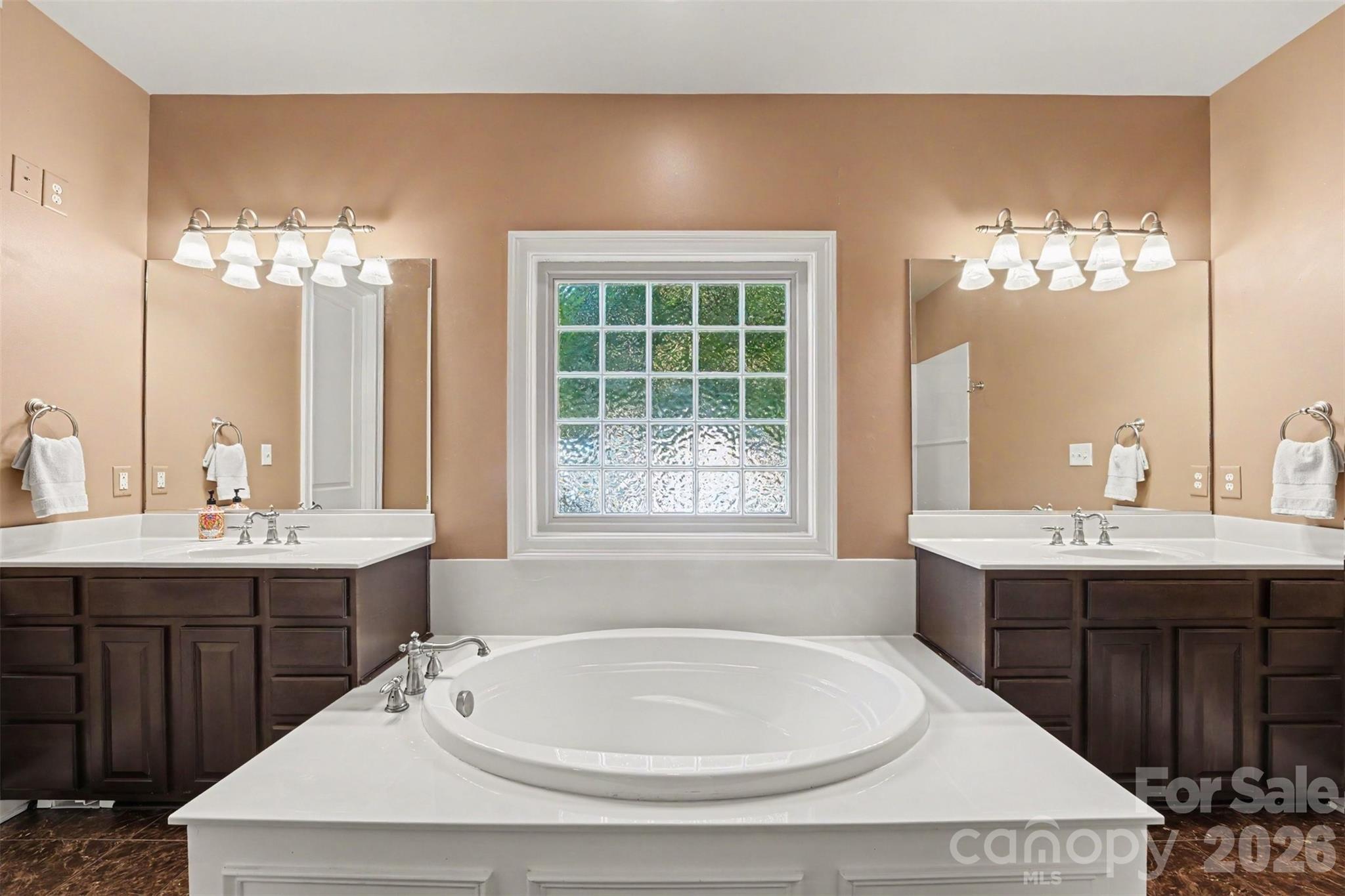 120 Palos Verde Drive Property Photo 18