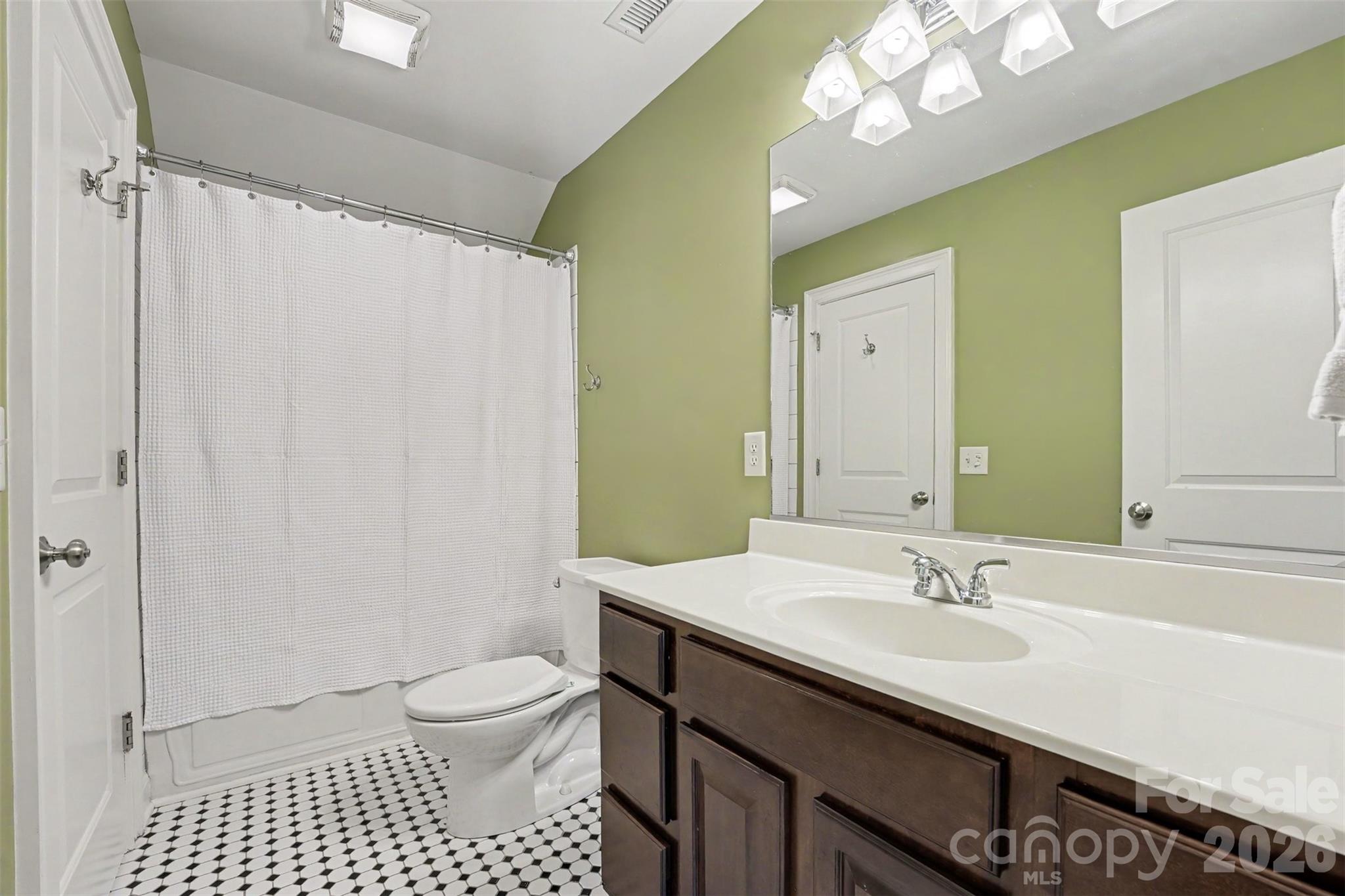 120 Palos Verde Drive Property Photo 29