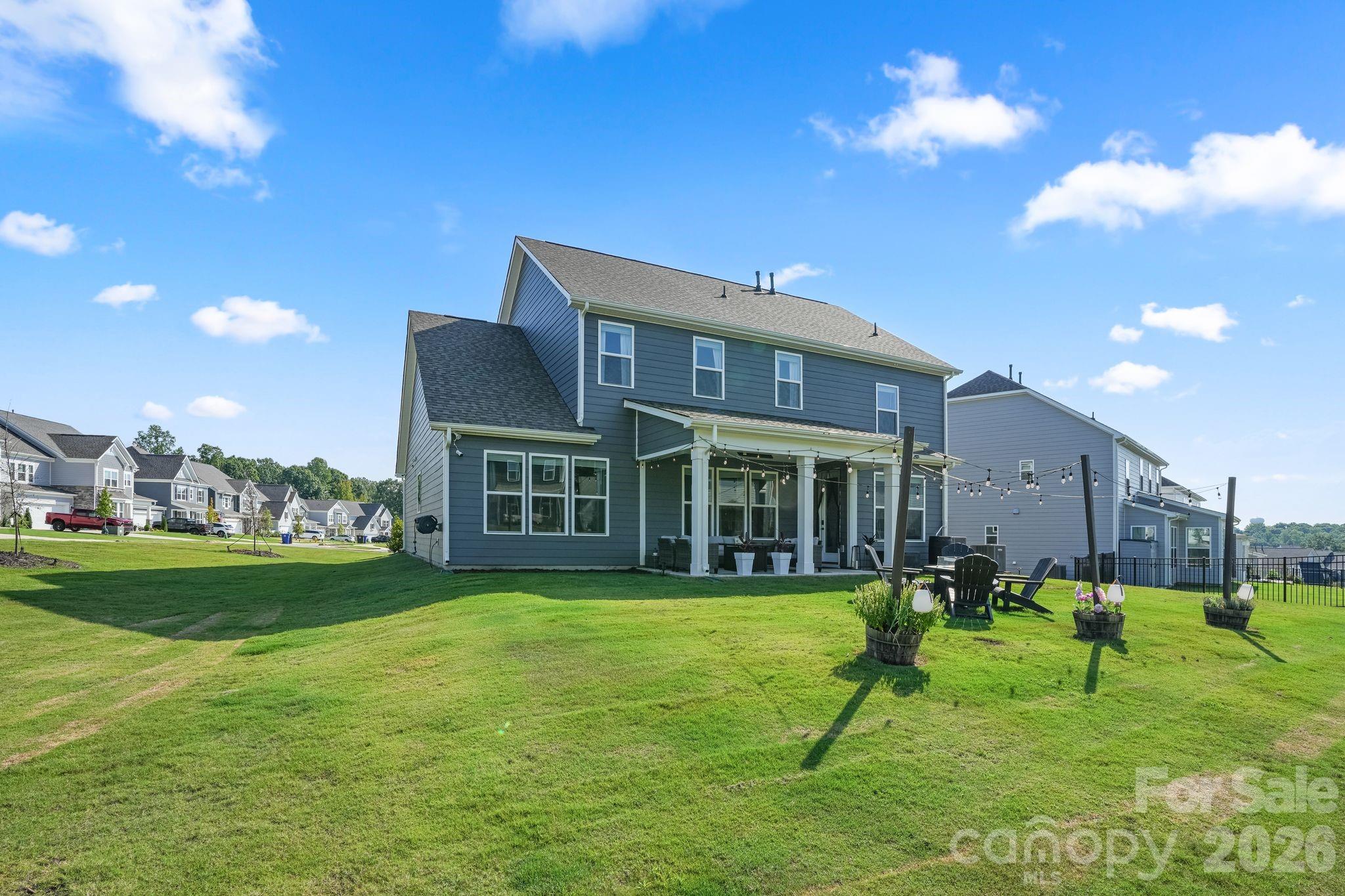 129 Clawton Loop Property Photo 39