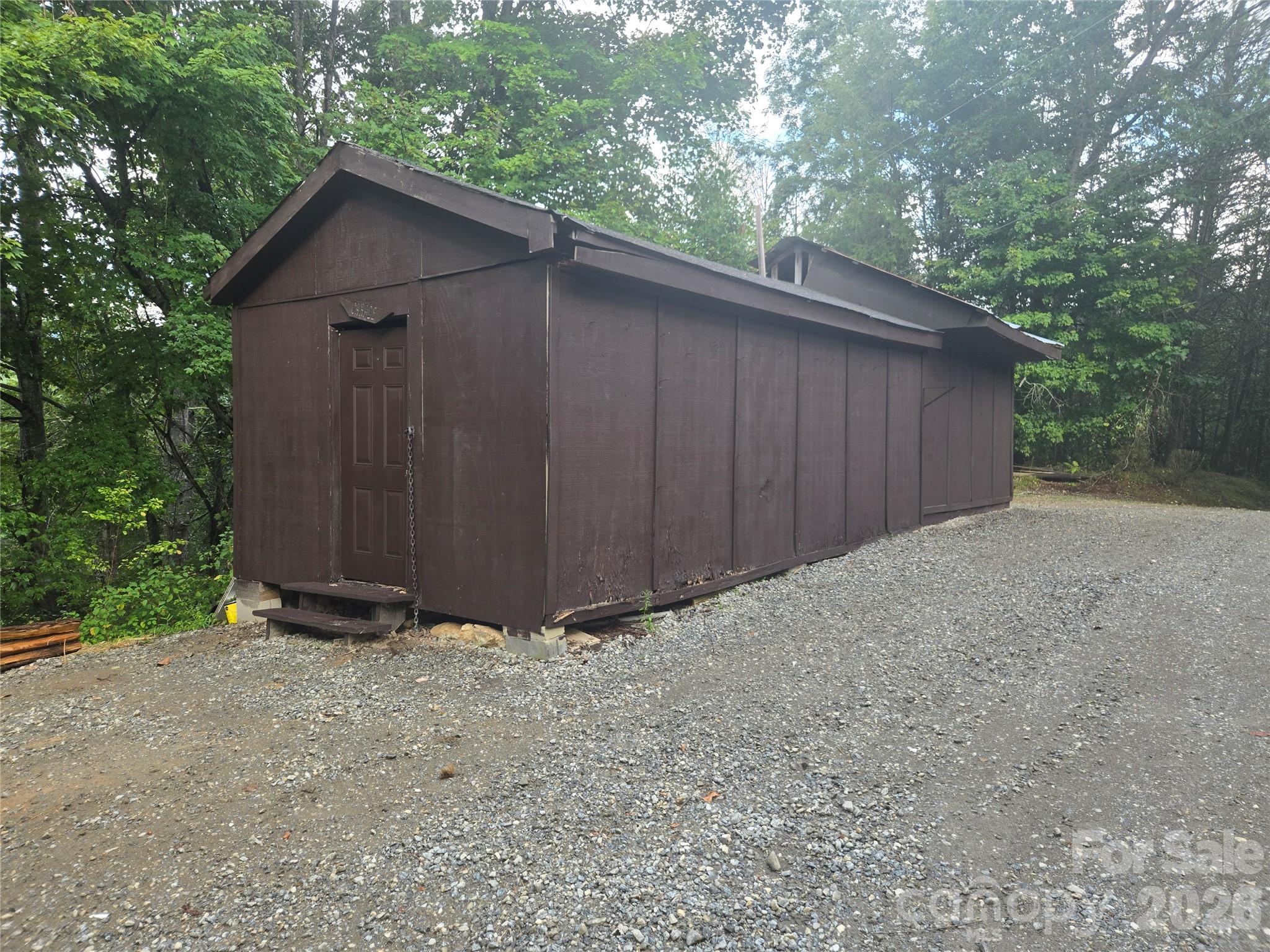 128 Triangle Road Property Photo 4