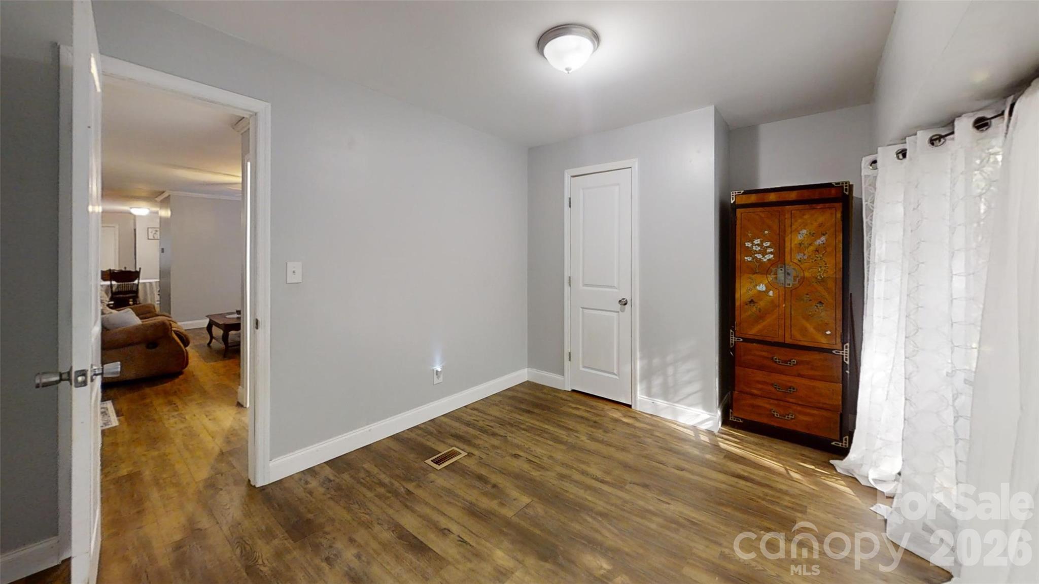 6676 Lineberger Road Property Photo 8