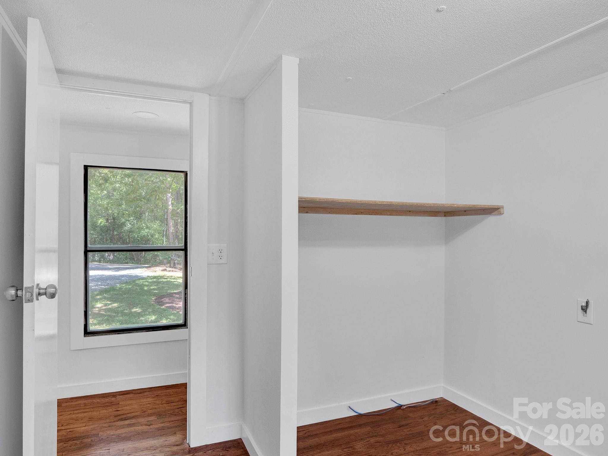 6303 Griffin Road Property Photo 17