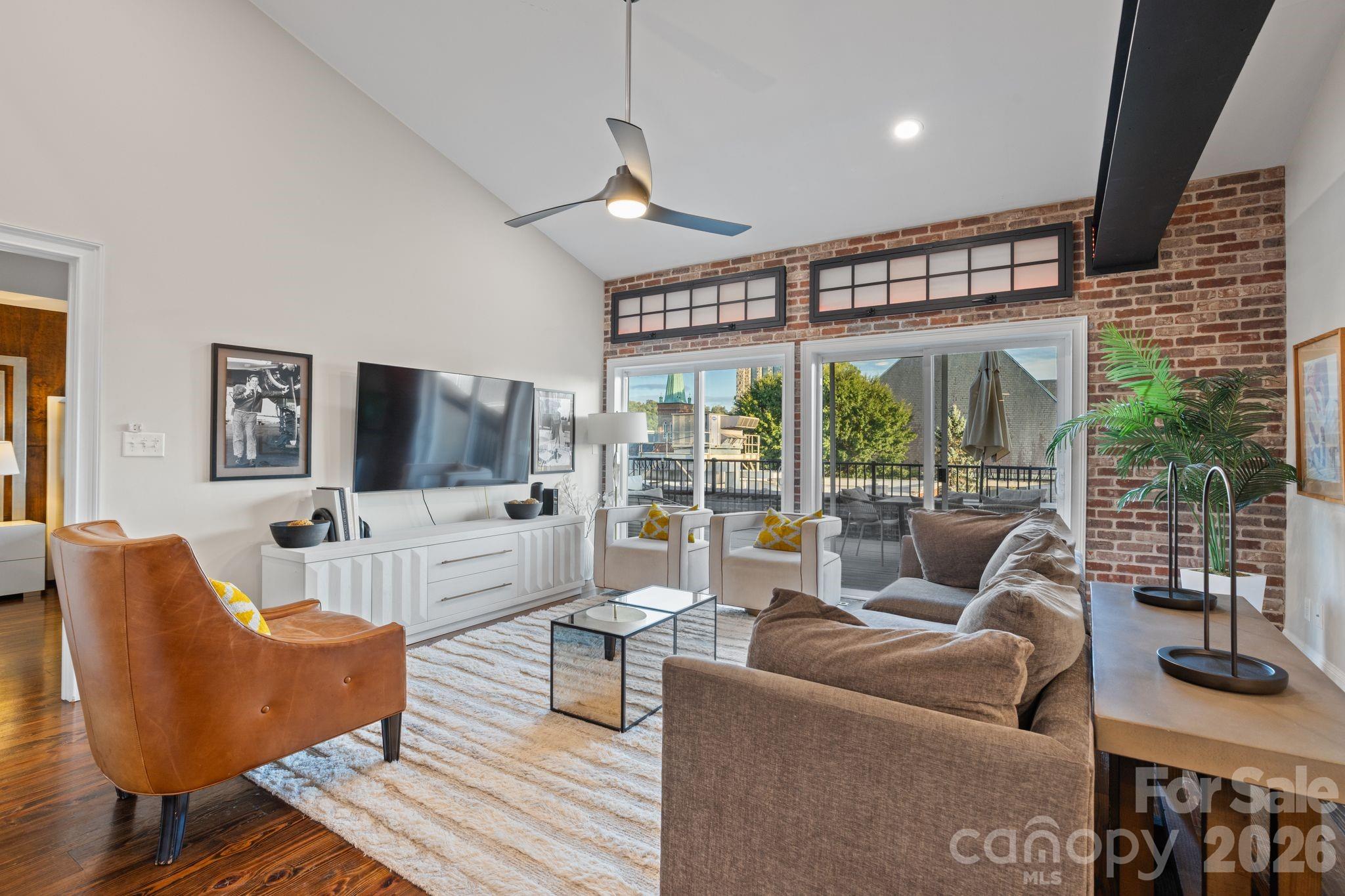 56 Patton Avenue 404 Property Photo 1