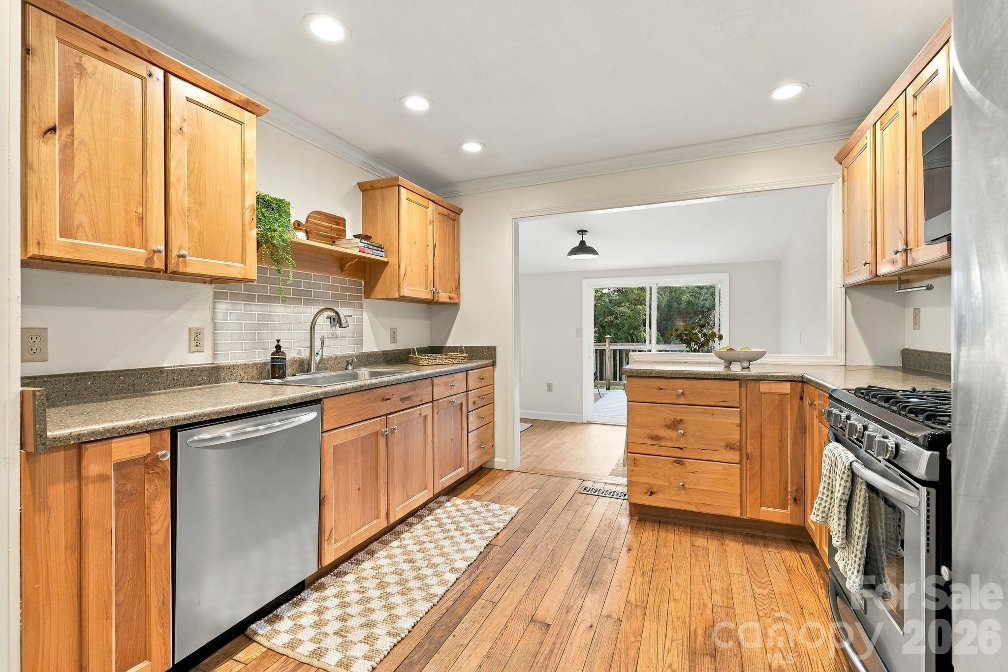 21 Balsam Avenue Property Photo 9