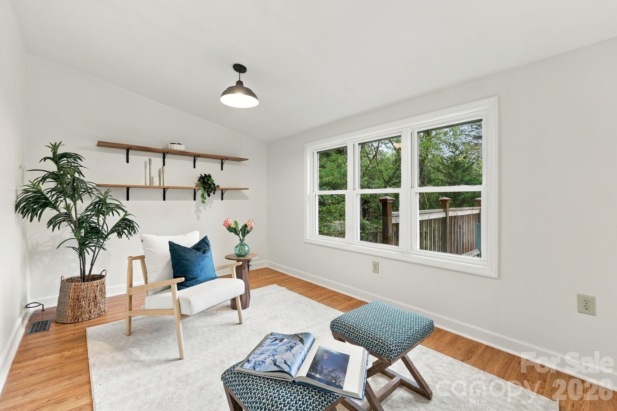 21 Balsam Avenue Property Photo 16