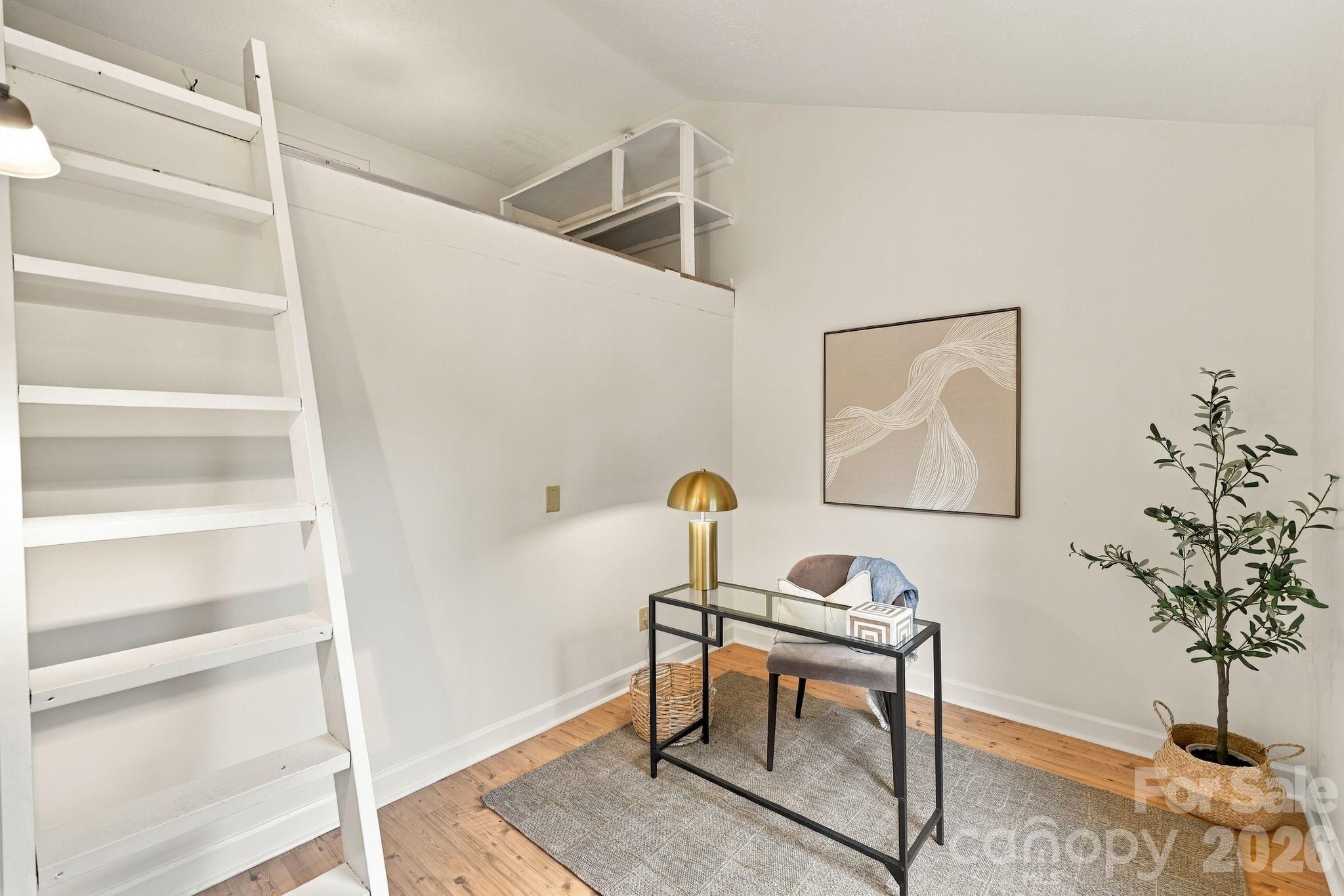 21 Balsam Avenue Property Photo 29