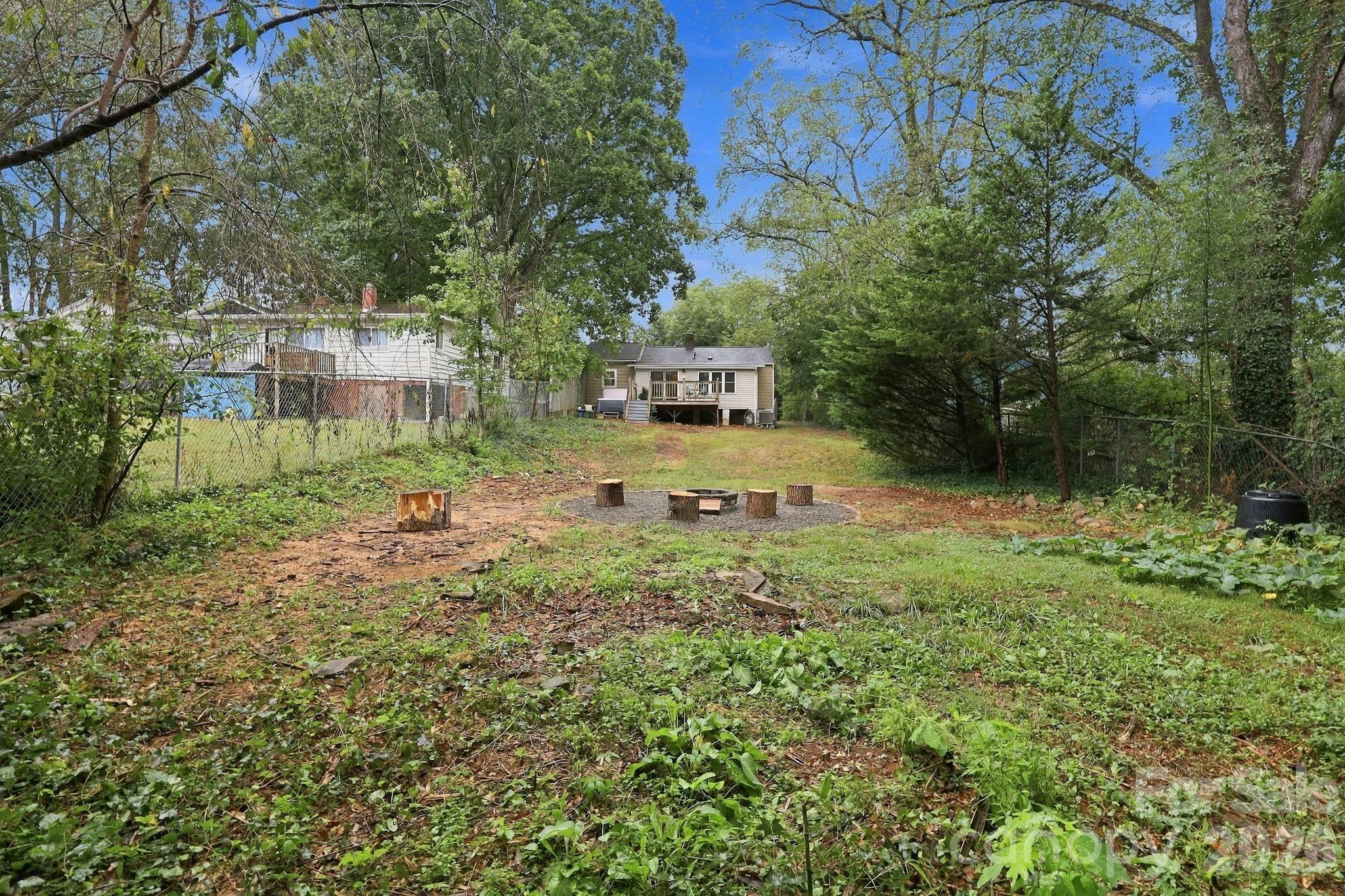 21 Balsam Avenue Property Photo 37