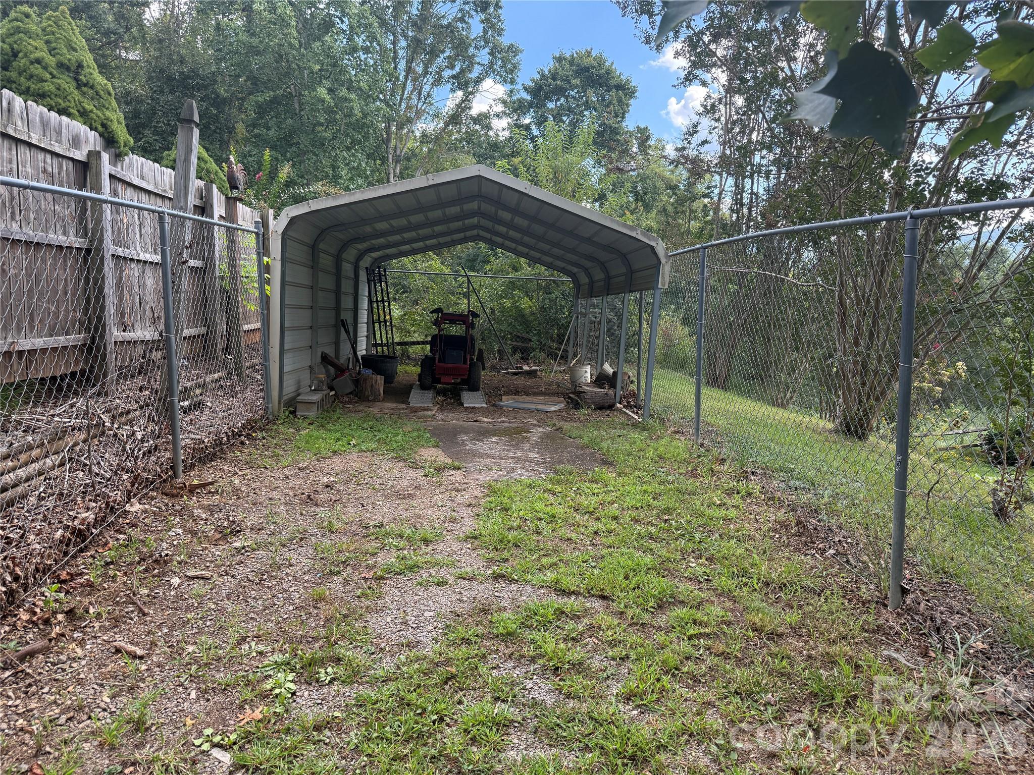 79 Jordan Road Property Photo 6
