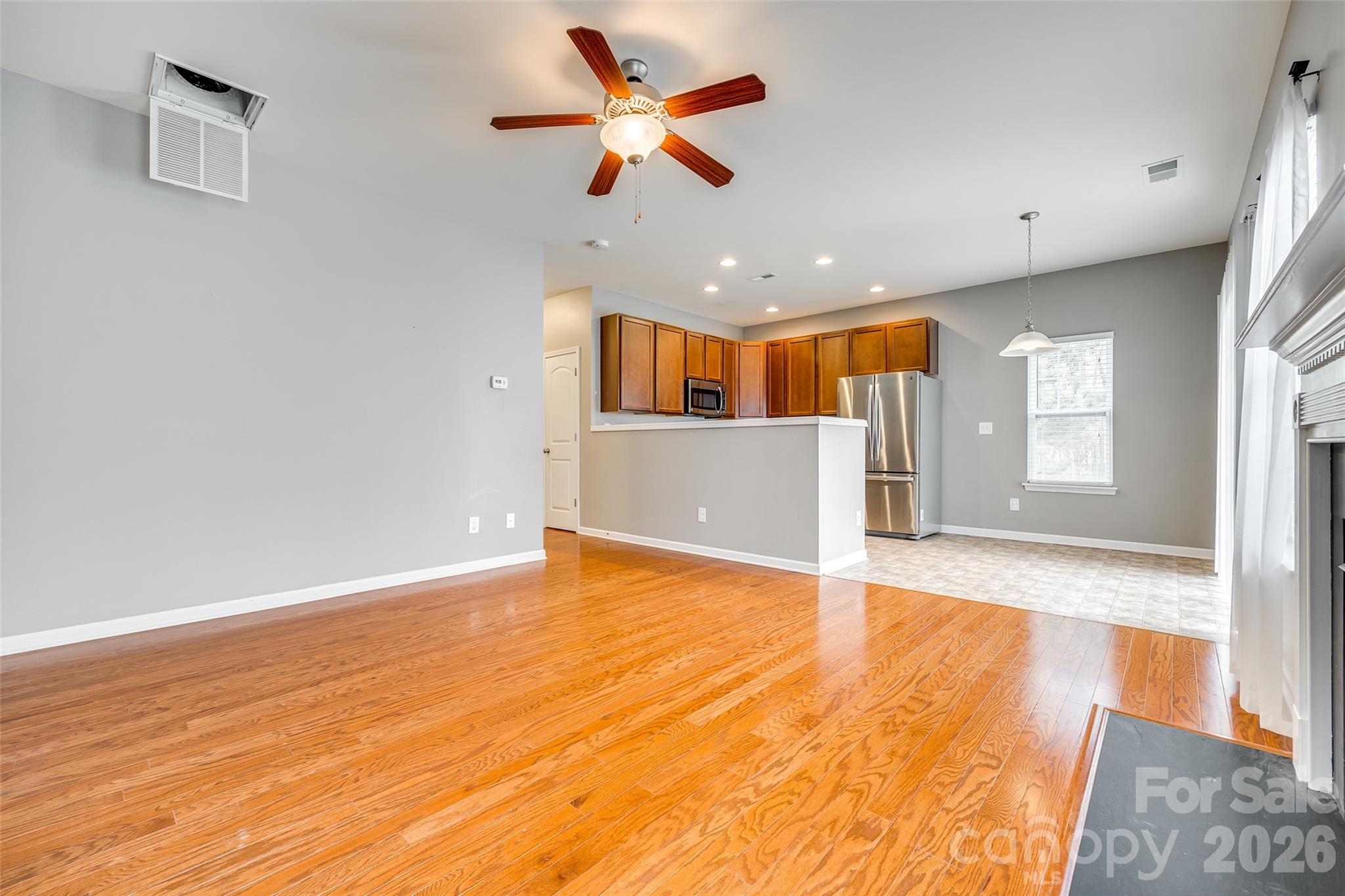 13815 Singleleaf Lane Property Photo 24