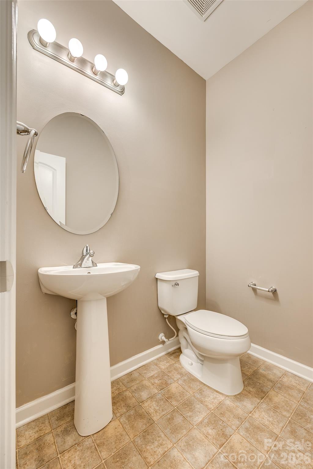 13815 Singleleaf Lane Property Photo 32