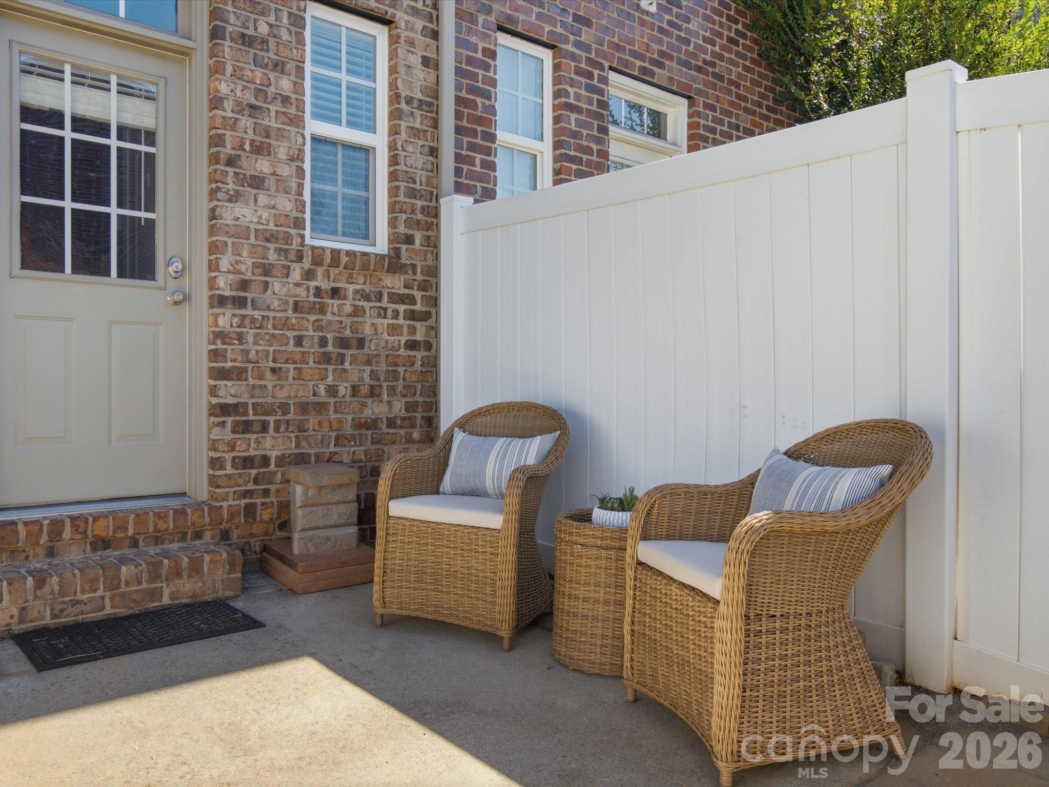 9533 Longstone Lane Property Photo 25
