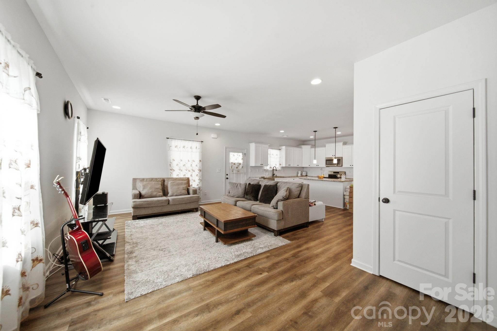 844 Matthews School Road Property Photo 4