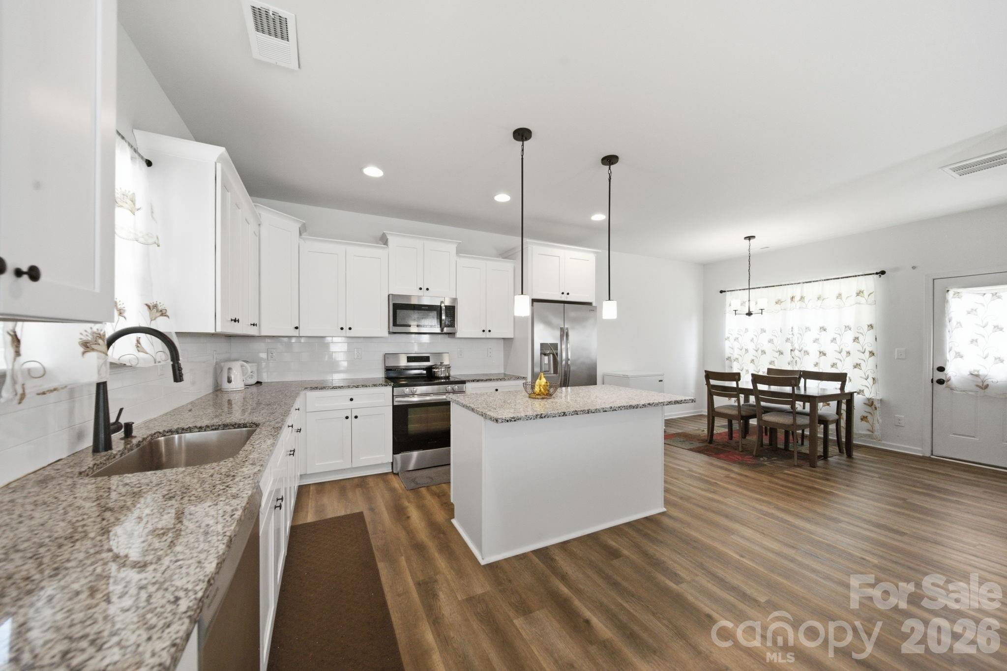 844 Matthews School Road Property Photo 7