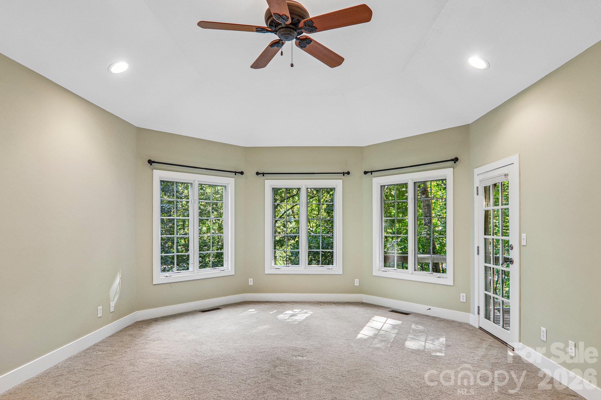 361 Mills River Way Property Photo 17