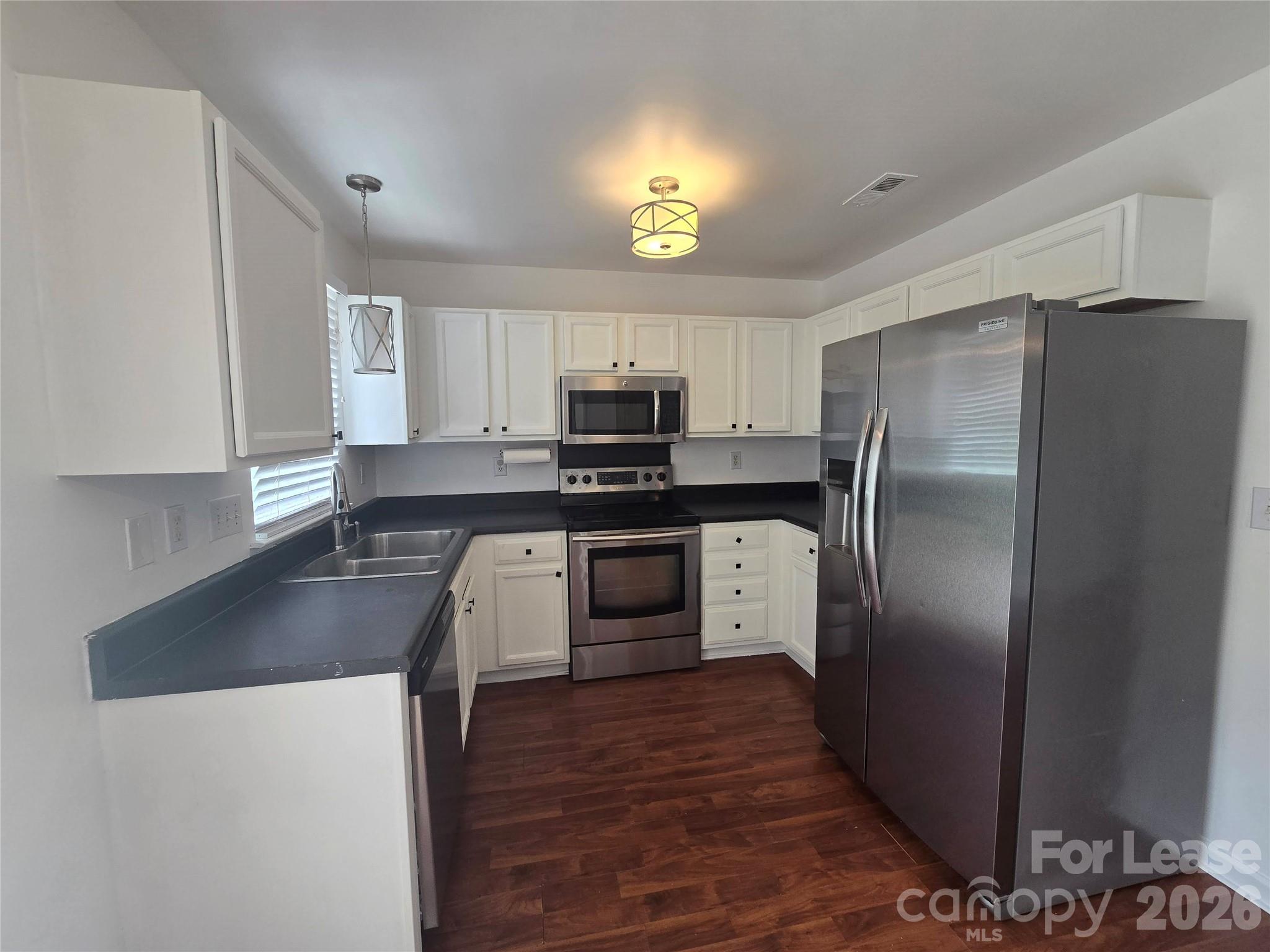 8815 Korniv Drive Property Photo 5