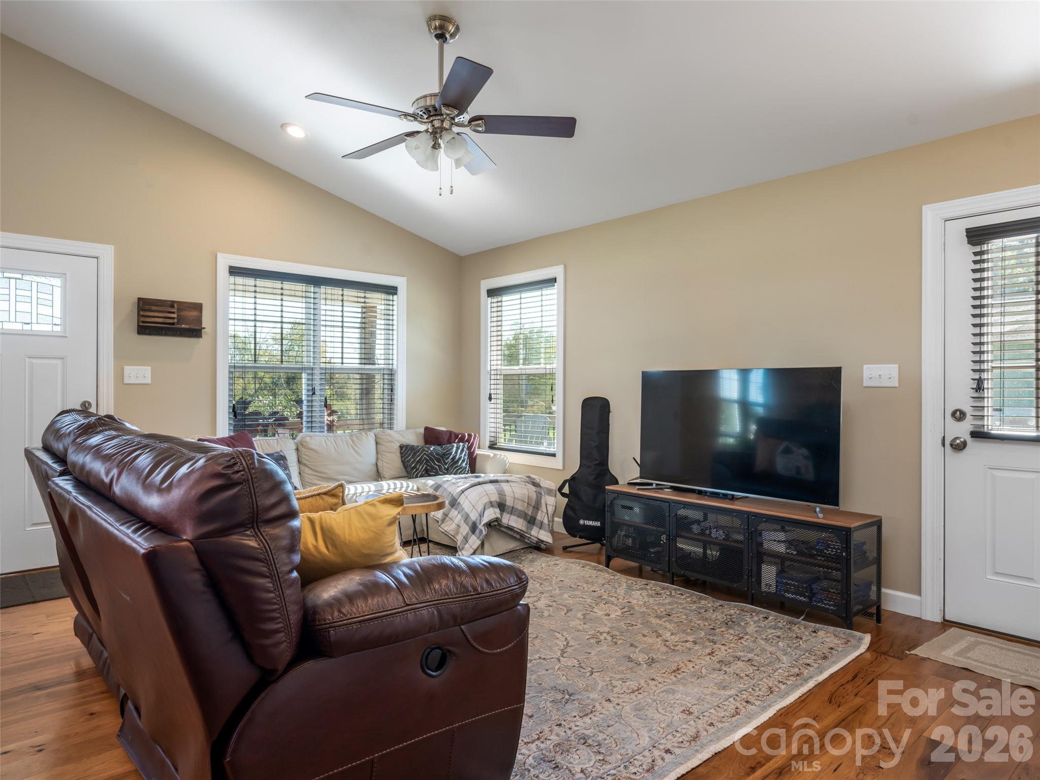 33 Sherman Meadows Drive Property Photo 9