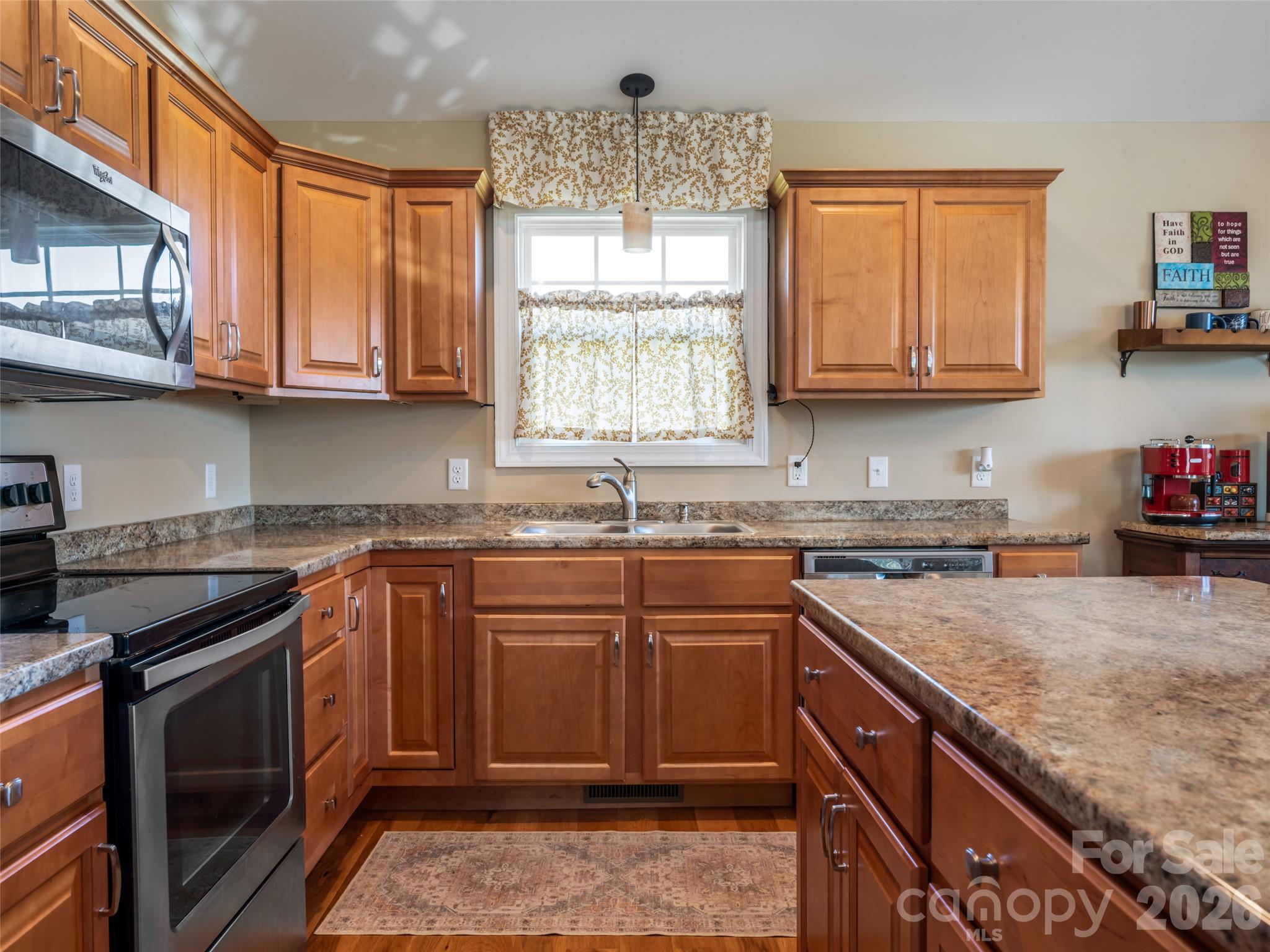 33 Sherman Meadows Drive Property Photo 15