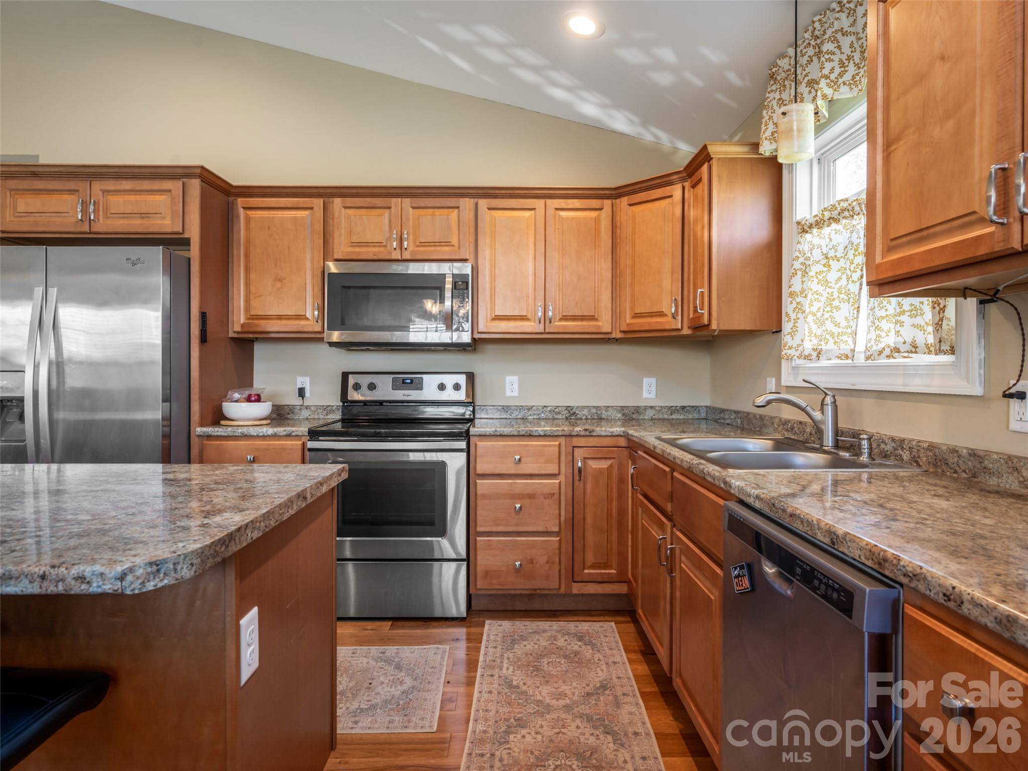 33 Sherman Meadows Drive Property Photo 17