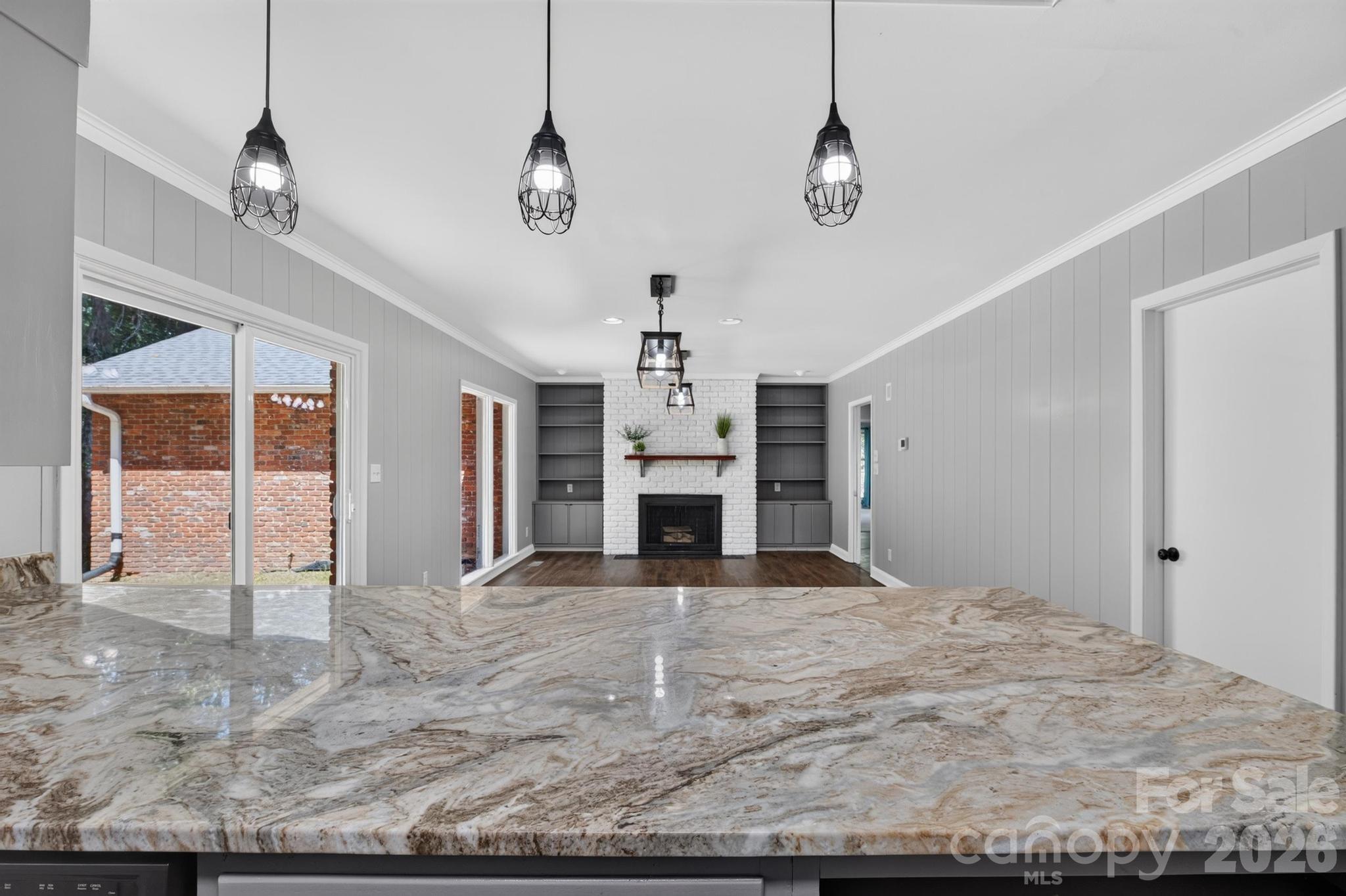 935 Ridgewood Drive Property Photo 11