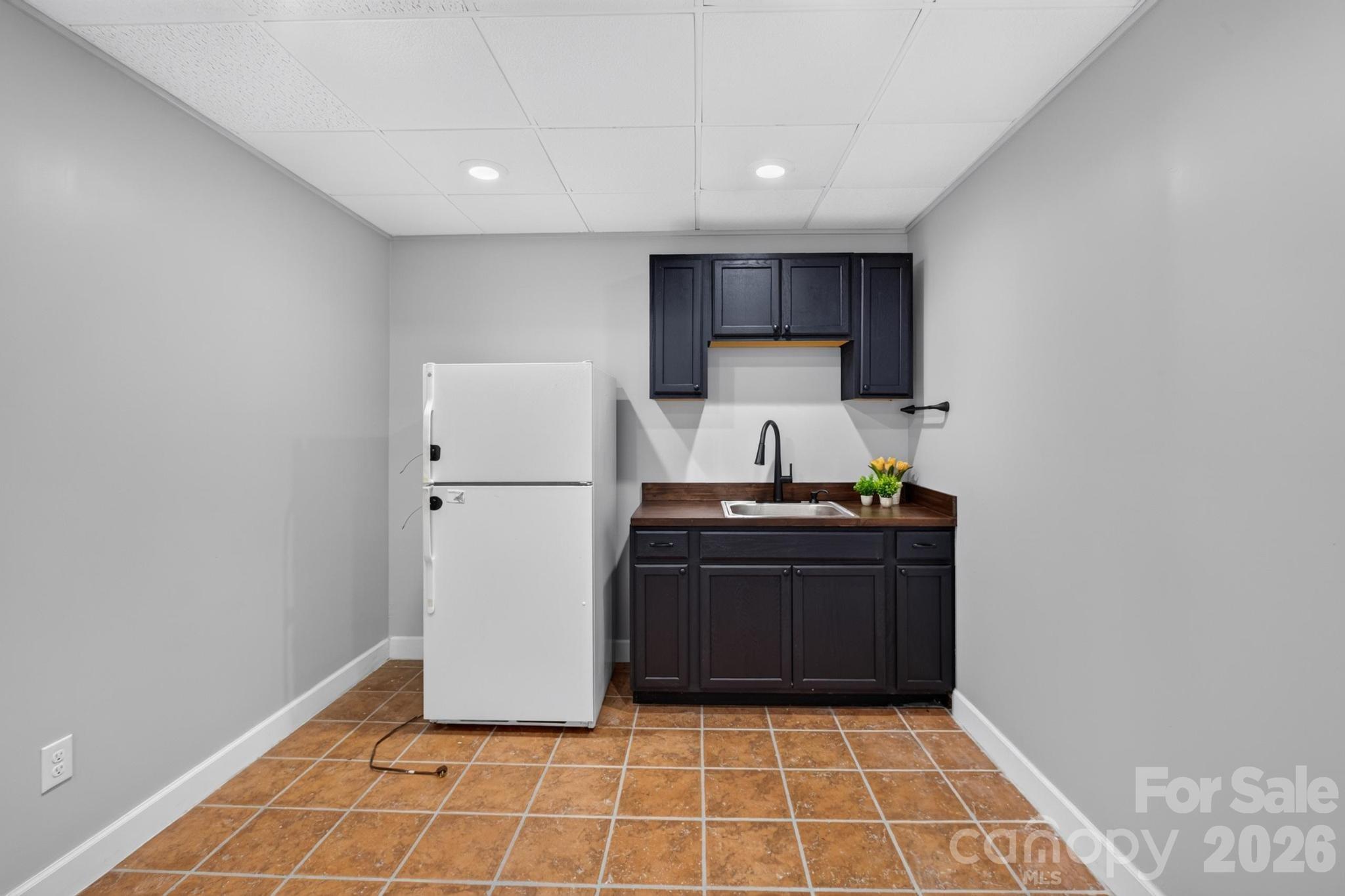 935 Ridgewood Drive Property Photo 33