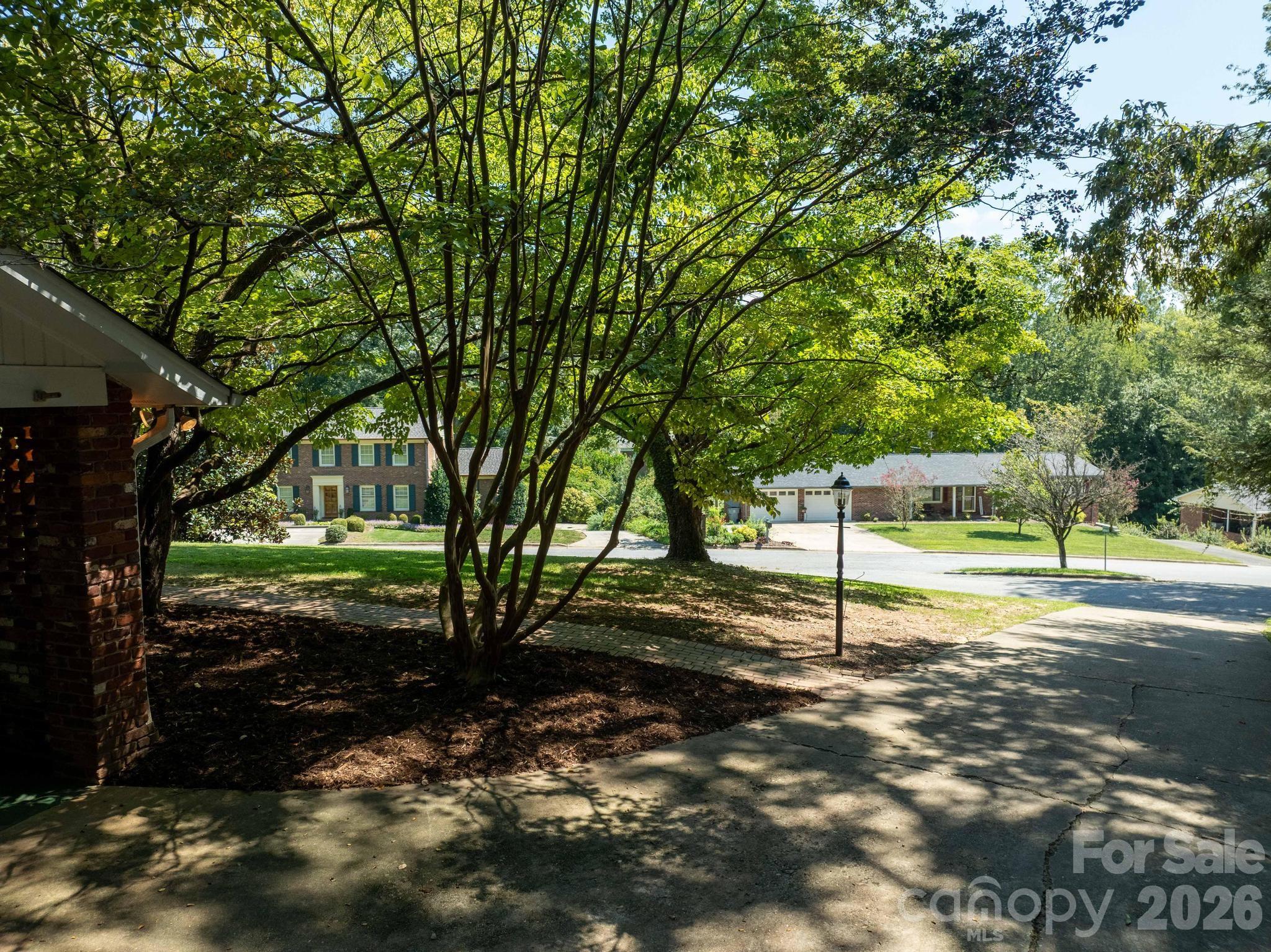 935 Ridgewood Drive Property Photo 42