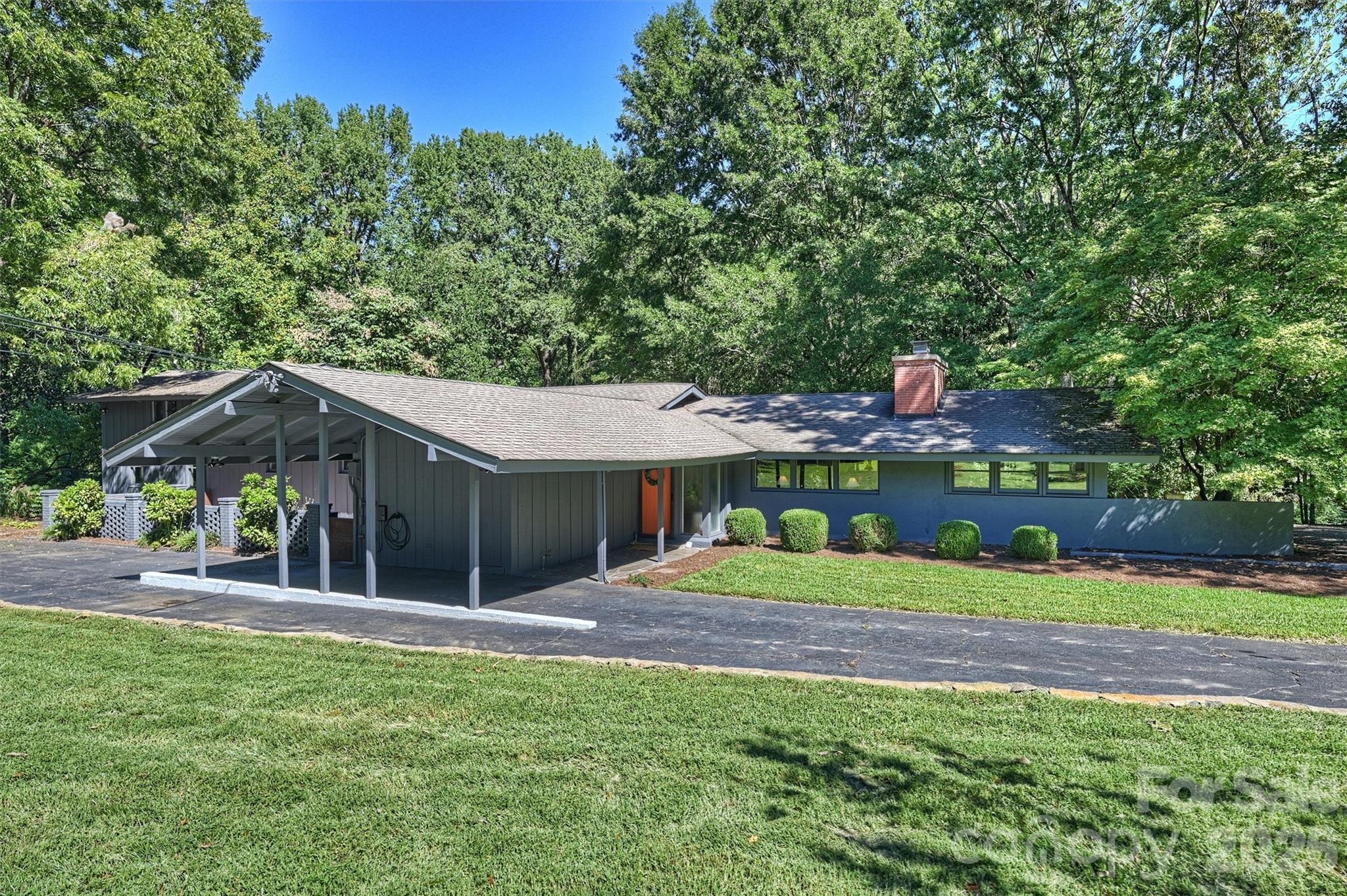 101 S Westover Drive A Property Photo 2