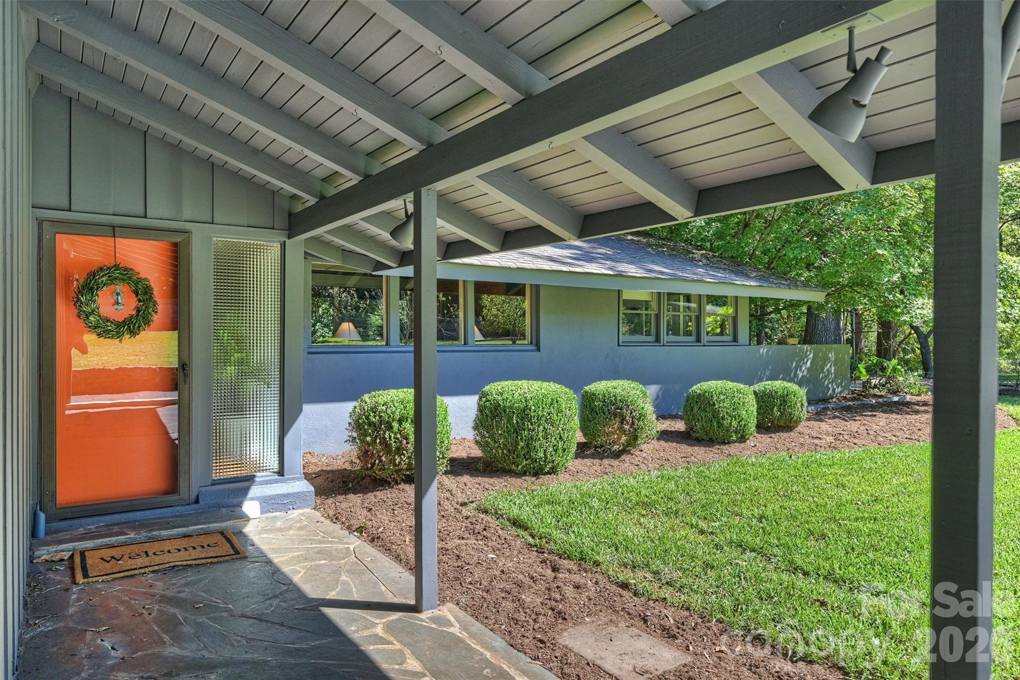 101 S Westover Drive A Property Photo 4