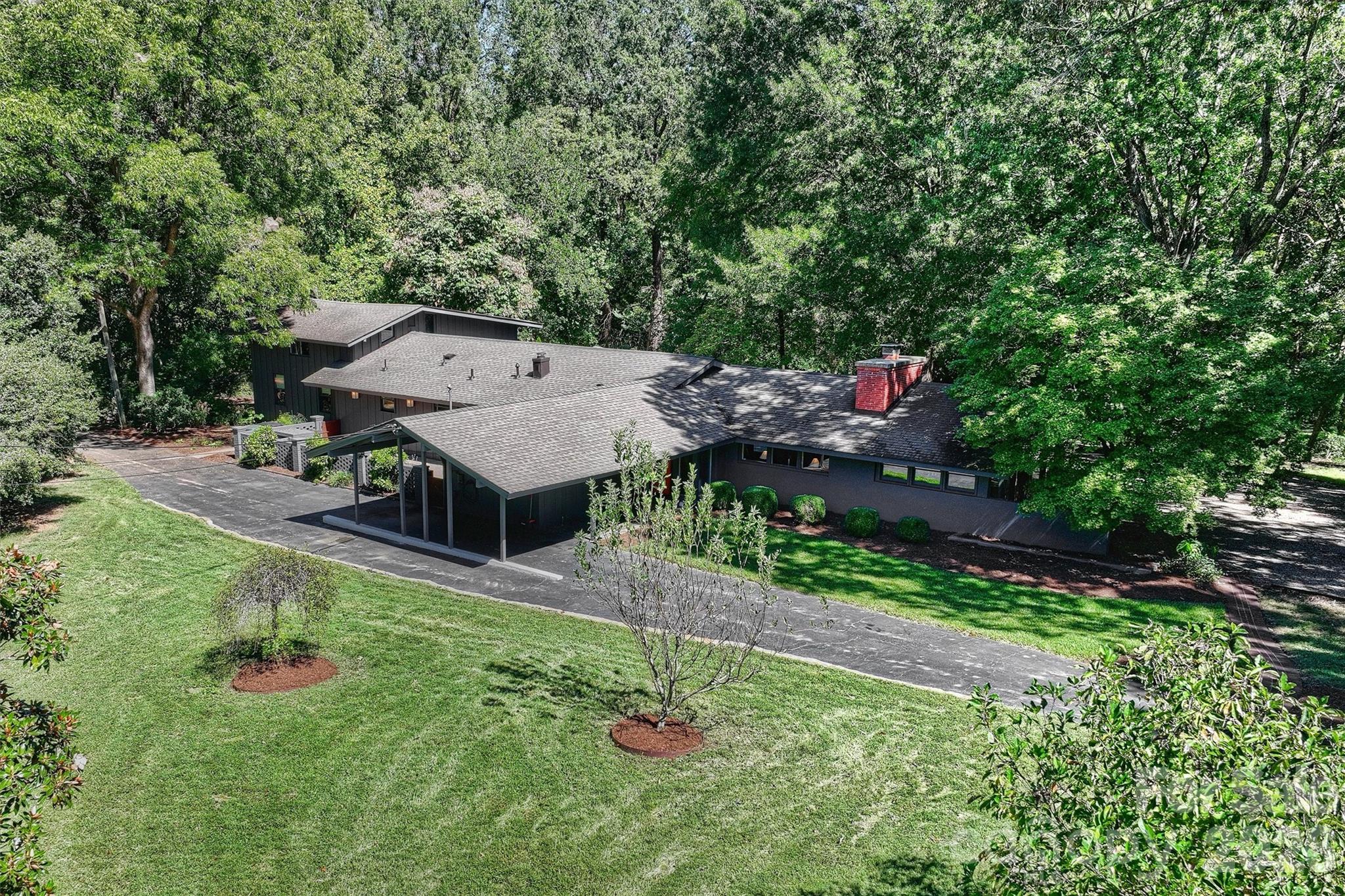 101 S Westover Drive A Property Photo 6