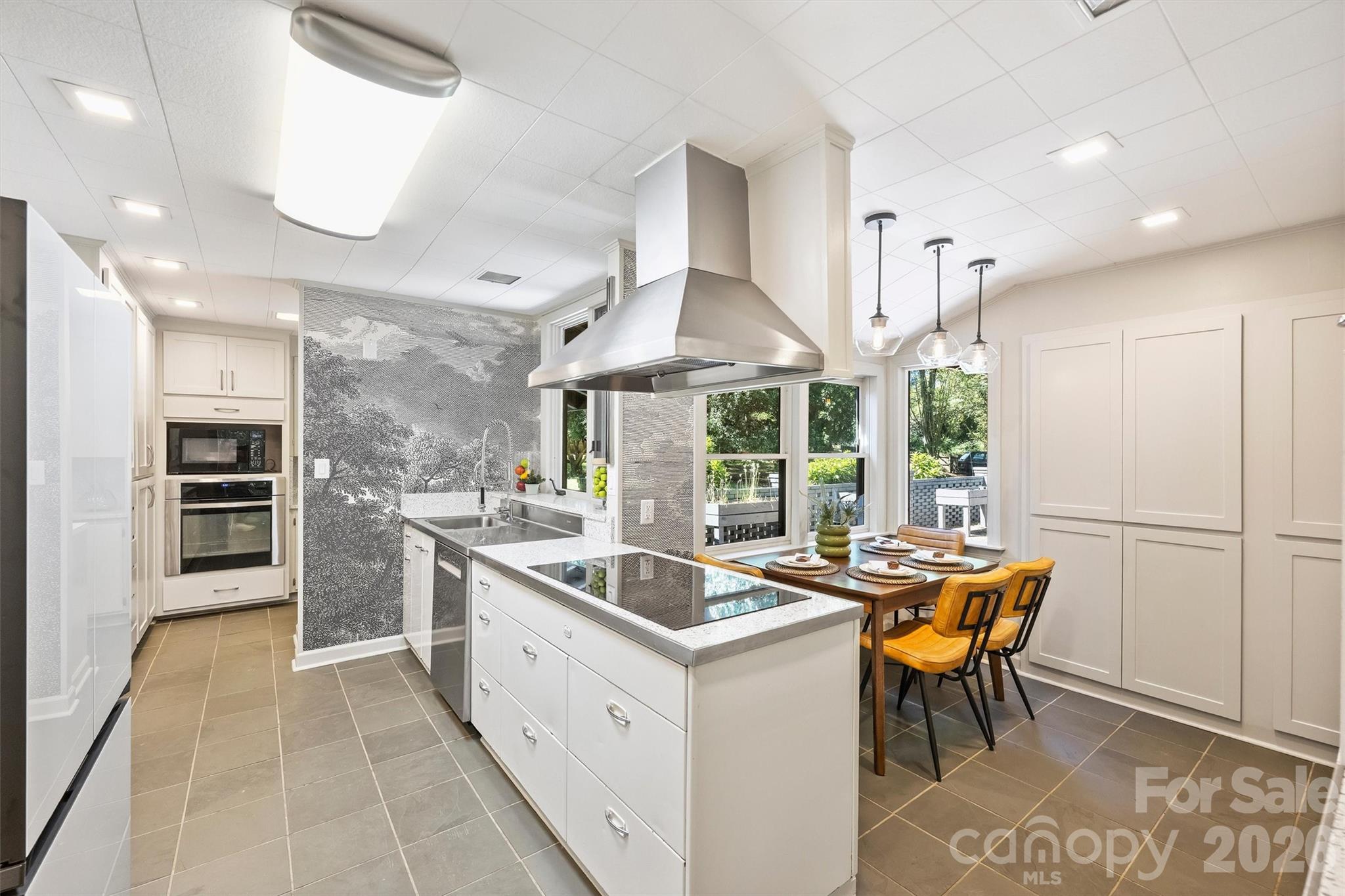 101 S Westover Drive A Property Photo 15