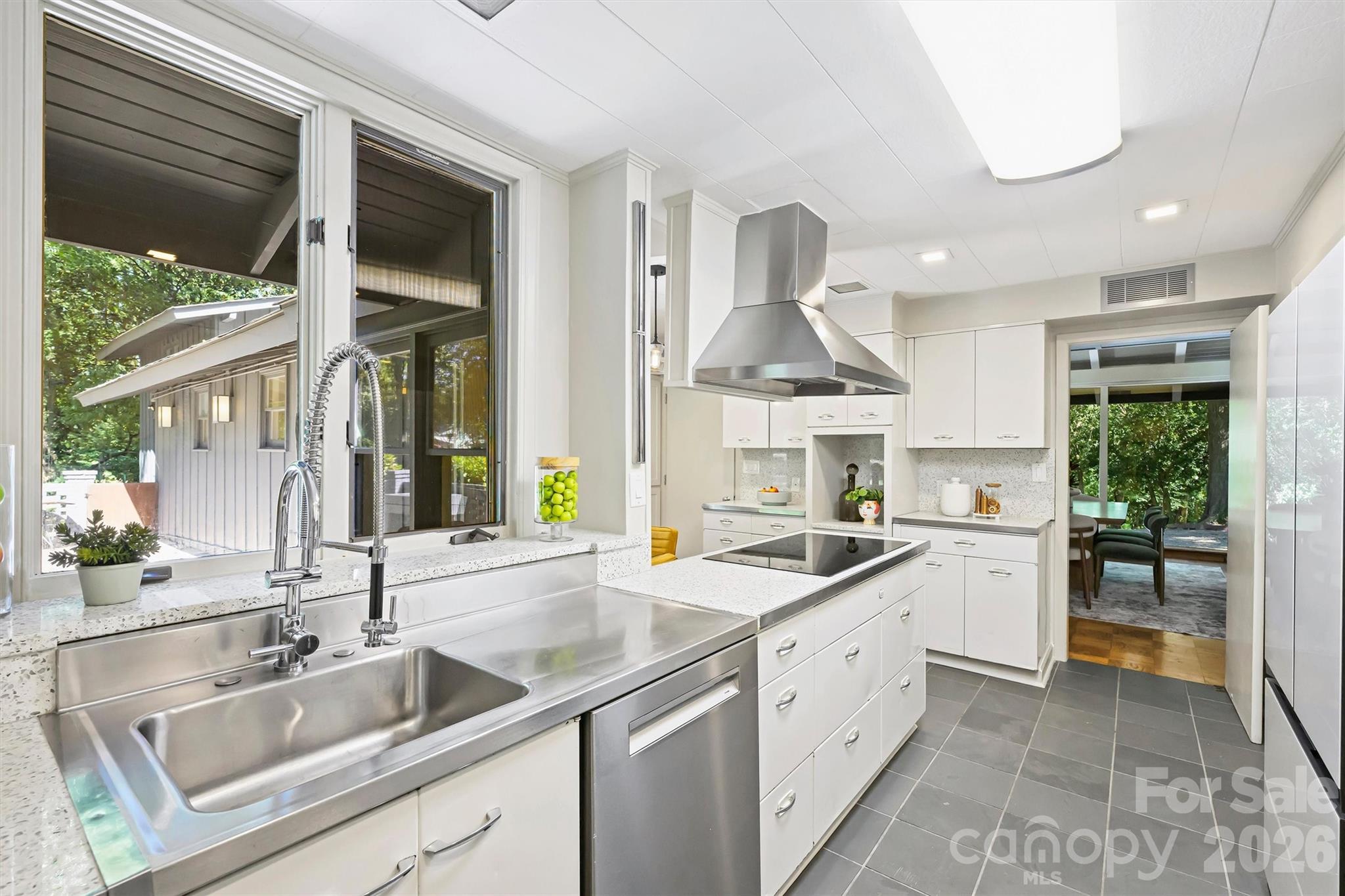 101 S Westover Drive A Property Photo 17