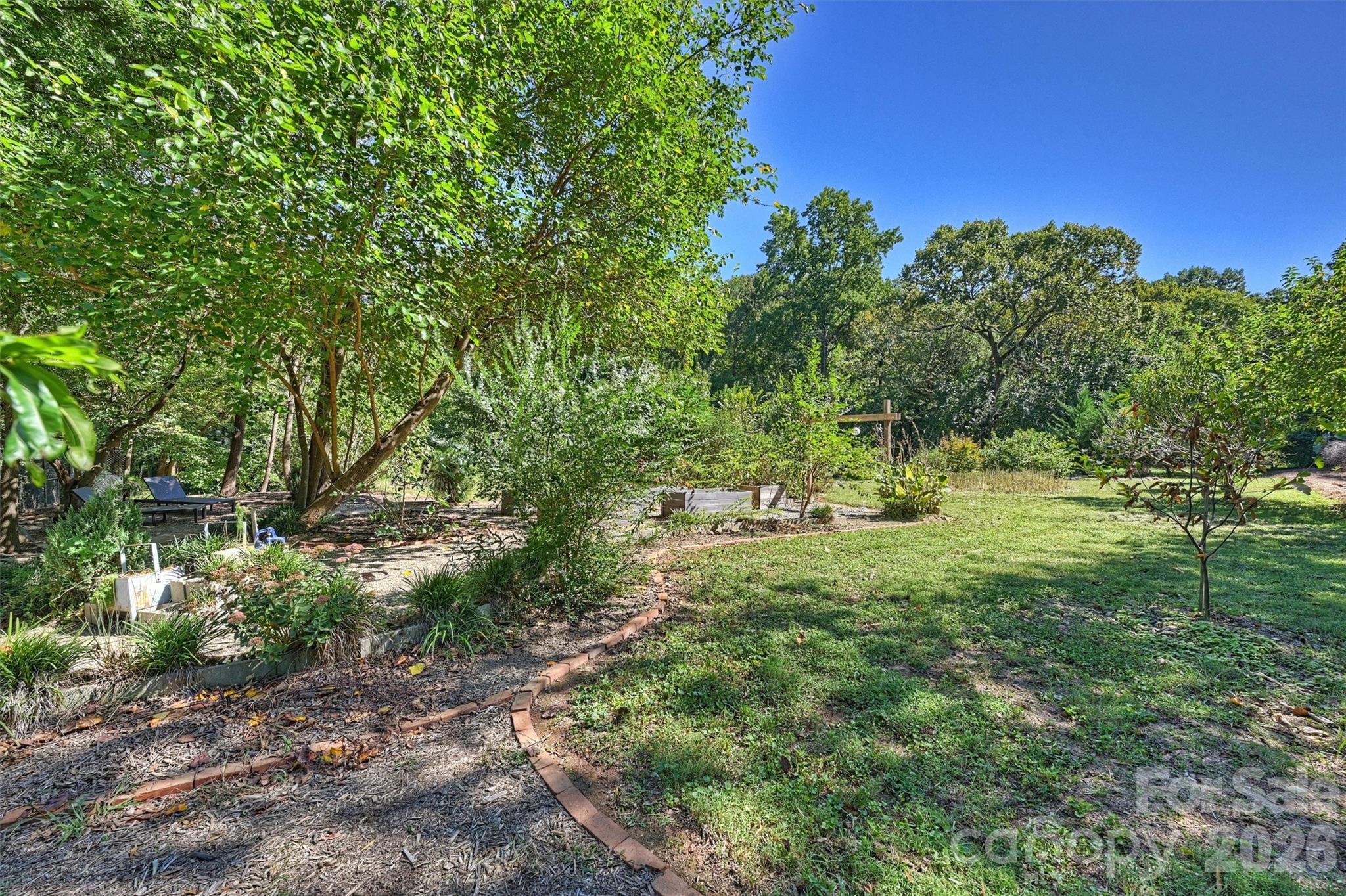101 S Westover Drive A Property Photo 36