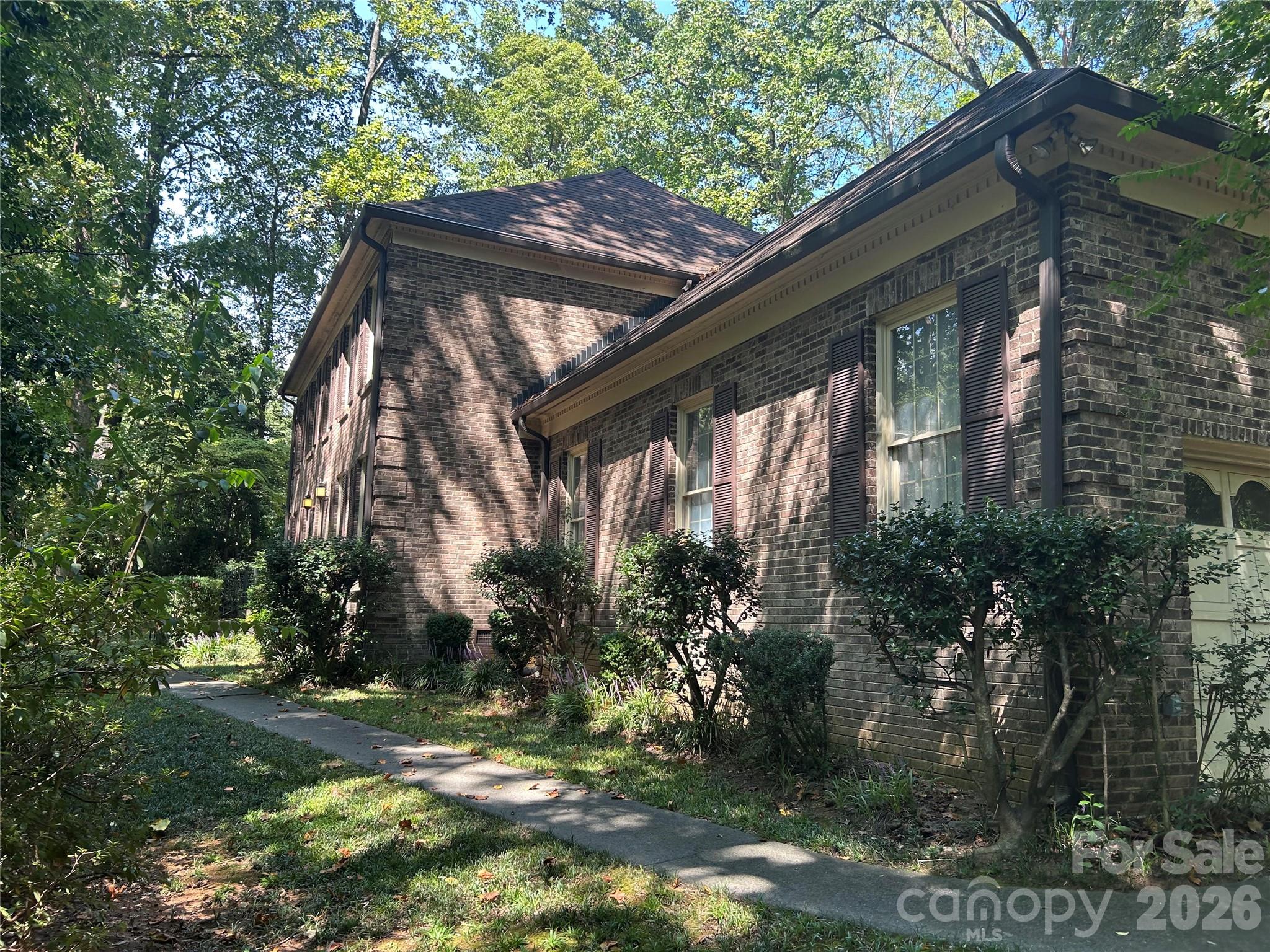101 Medearis Drive Property Photo 1