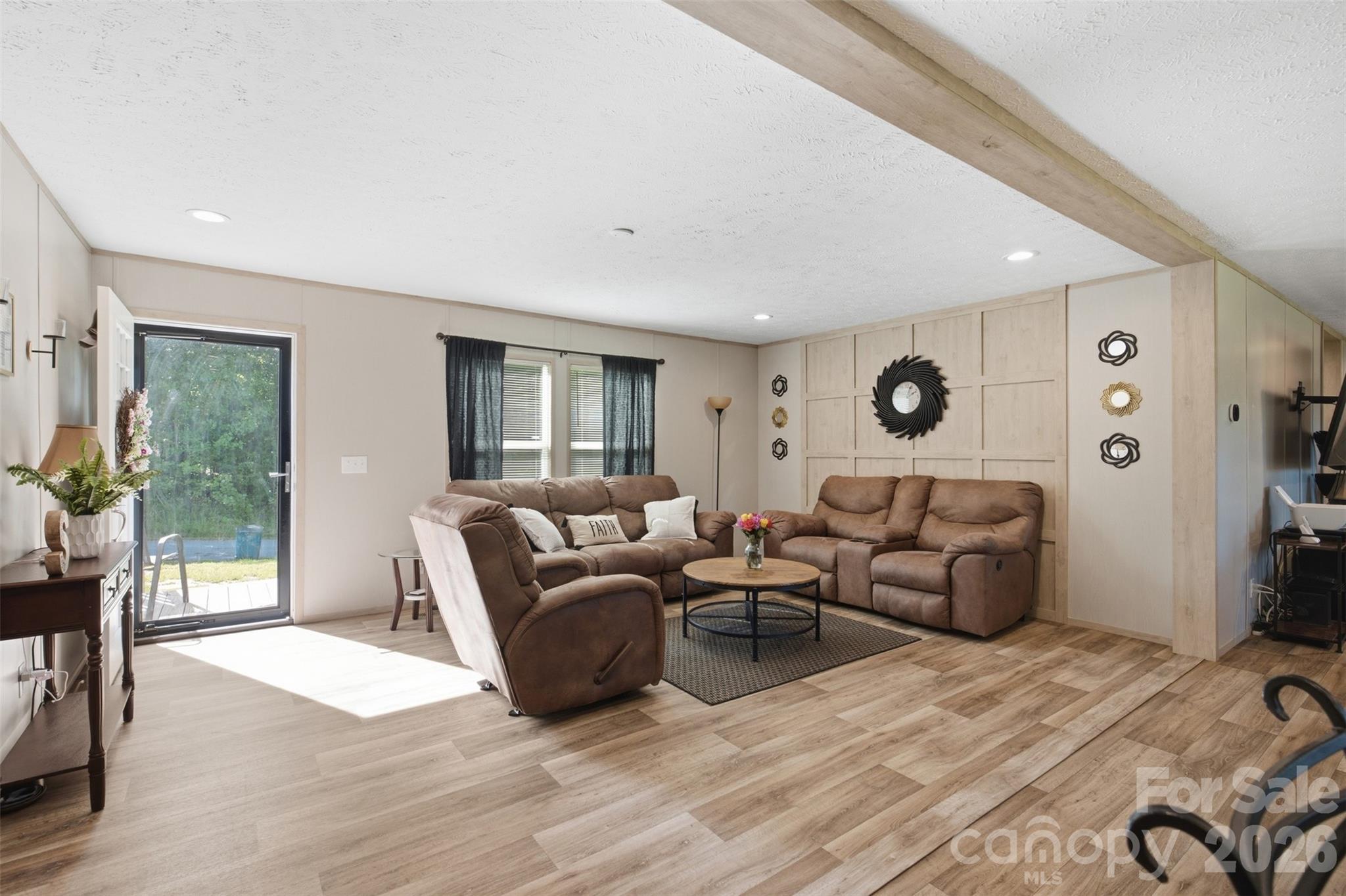 3194 Medicine Bow None Property Photo 2
