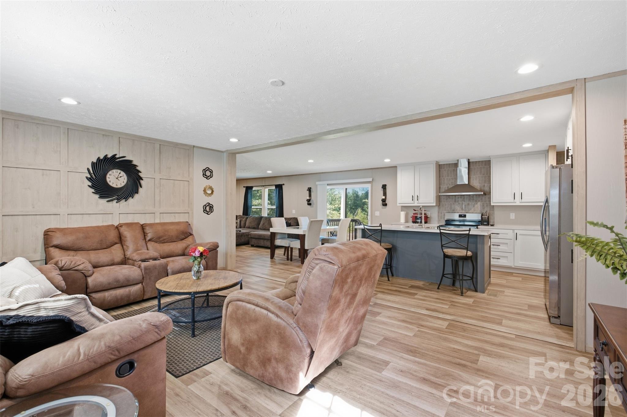 3194 Medicine Bow None Property Photo 6